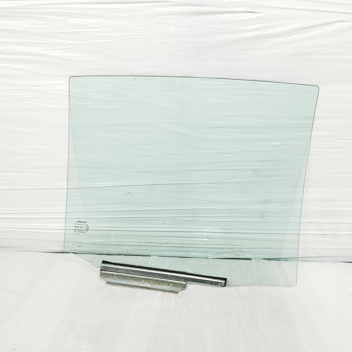 Vetro scendente posteriore sx Toyota Yaris 2007-2011 ecoAC17383