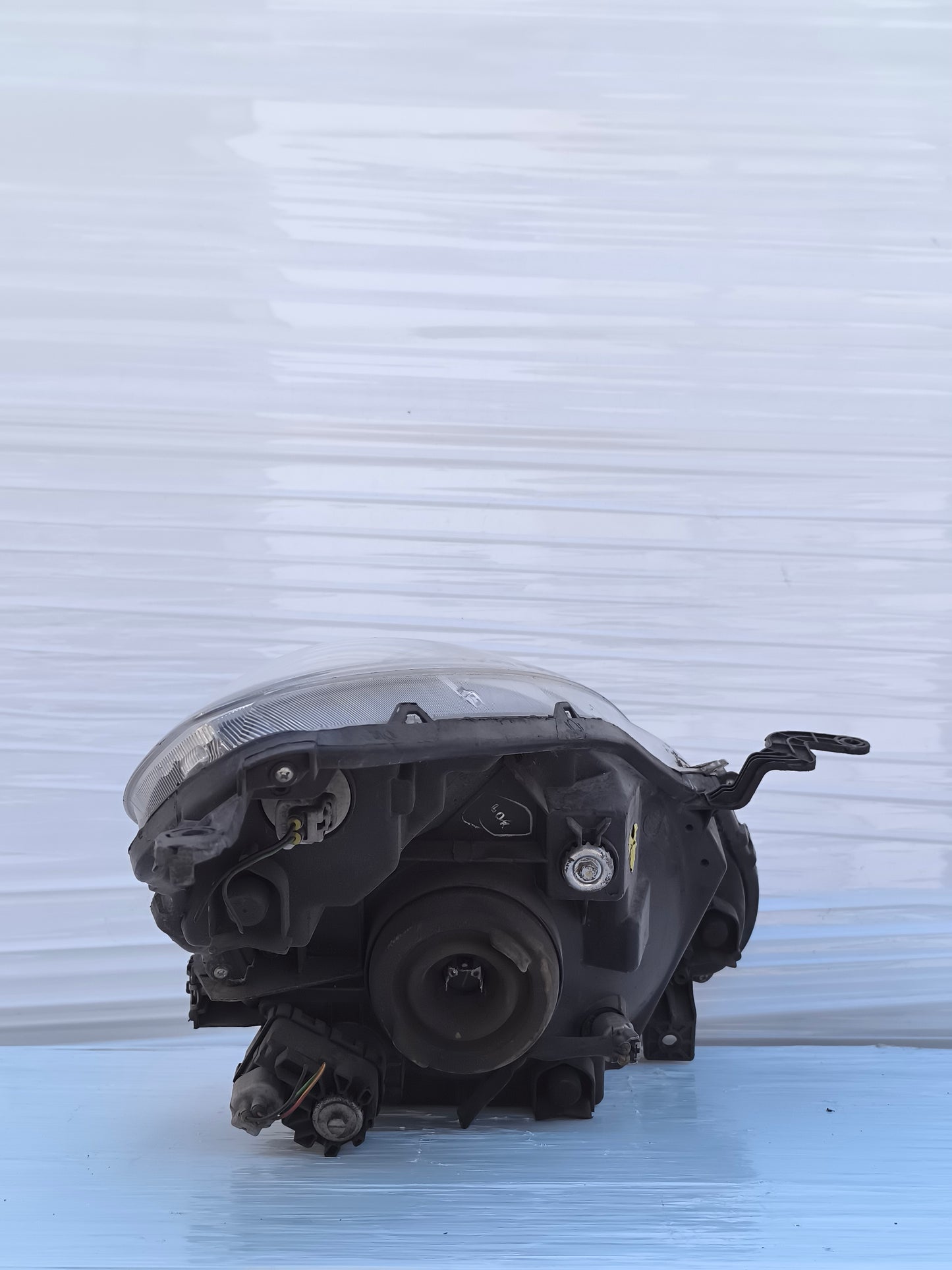 Fanale anteriore sx Nissan Pixo (UA0) anno 2009-2013 ecoAG8378