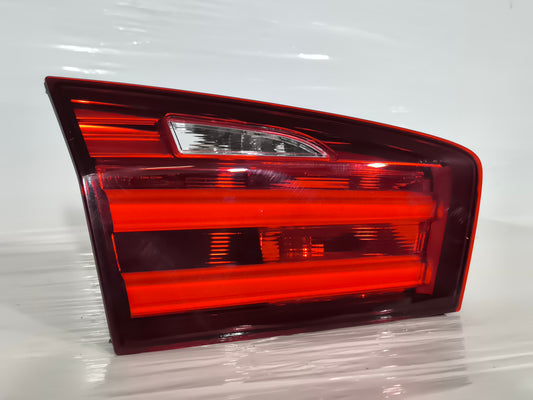 Fanale posteriore interno sx a led Bmw serie 5 F11 SW cod: 89505511 ecoAG9963