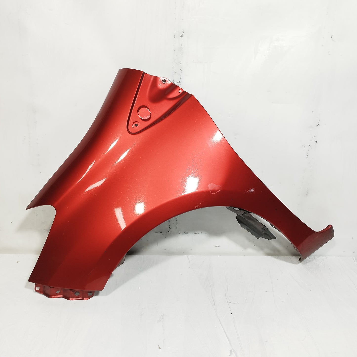 Parafango anteriore sx Bordeaux Toyota Yaris 2013 ecoAC14875