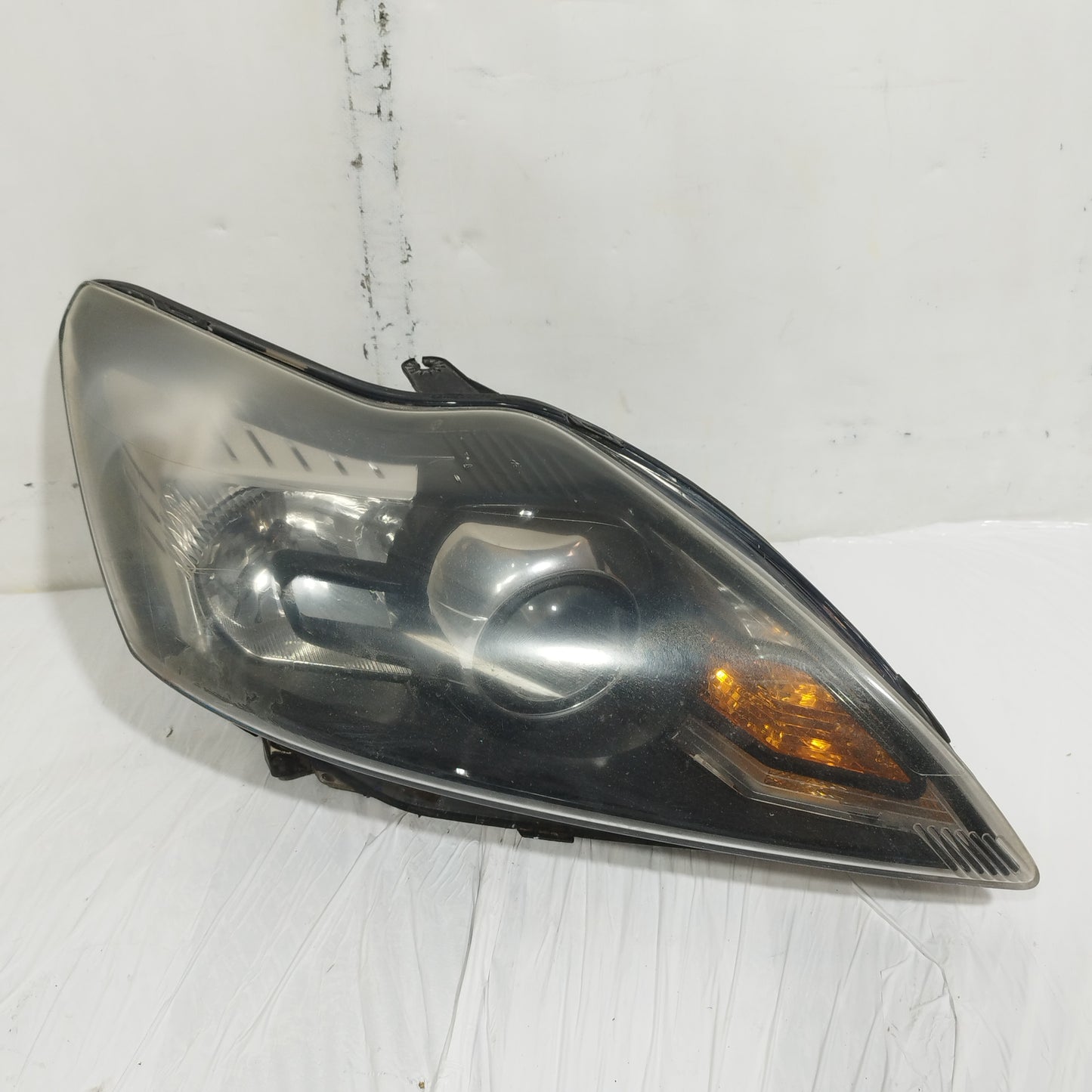 Fanale anteriore dx Ford Focus (MK2) 2008-2011 cod: 8M51-13D152-CD ecoAC15231