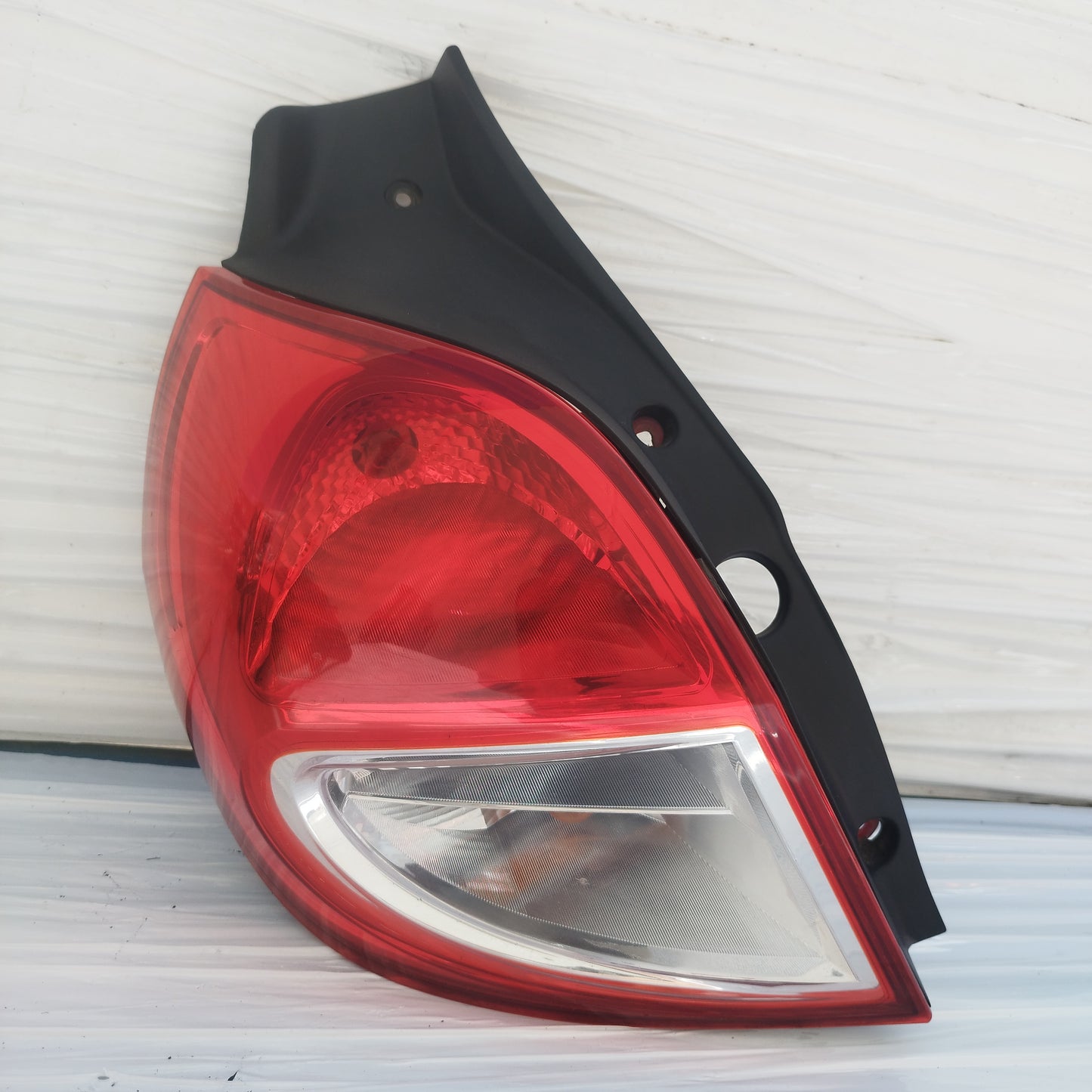Fanale posteriore sx Renault Clio 2010 ecoDM210