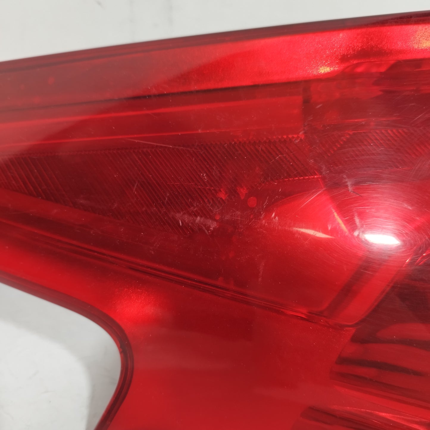 Linke LED-Rückleuchte Citroen C5 SW 2010 ecoAC13137