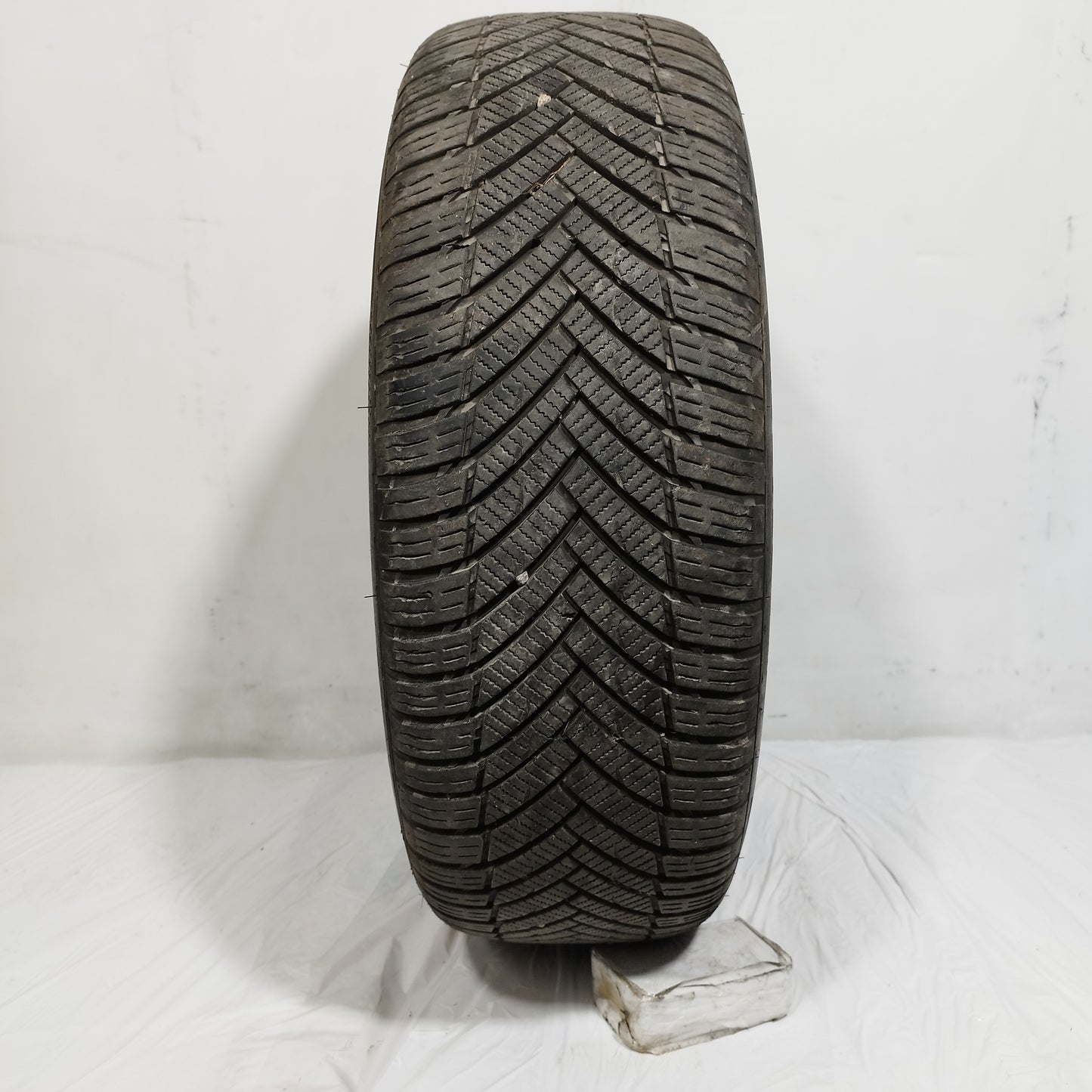 Cerchi in lega con gomme Nissan Qashqai 2012 ecoAC15024