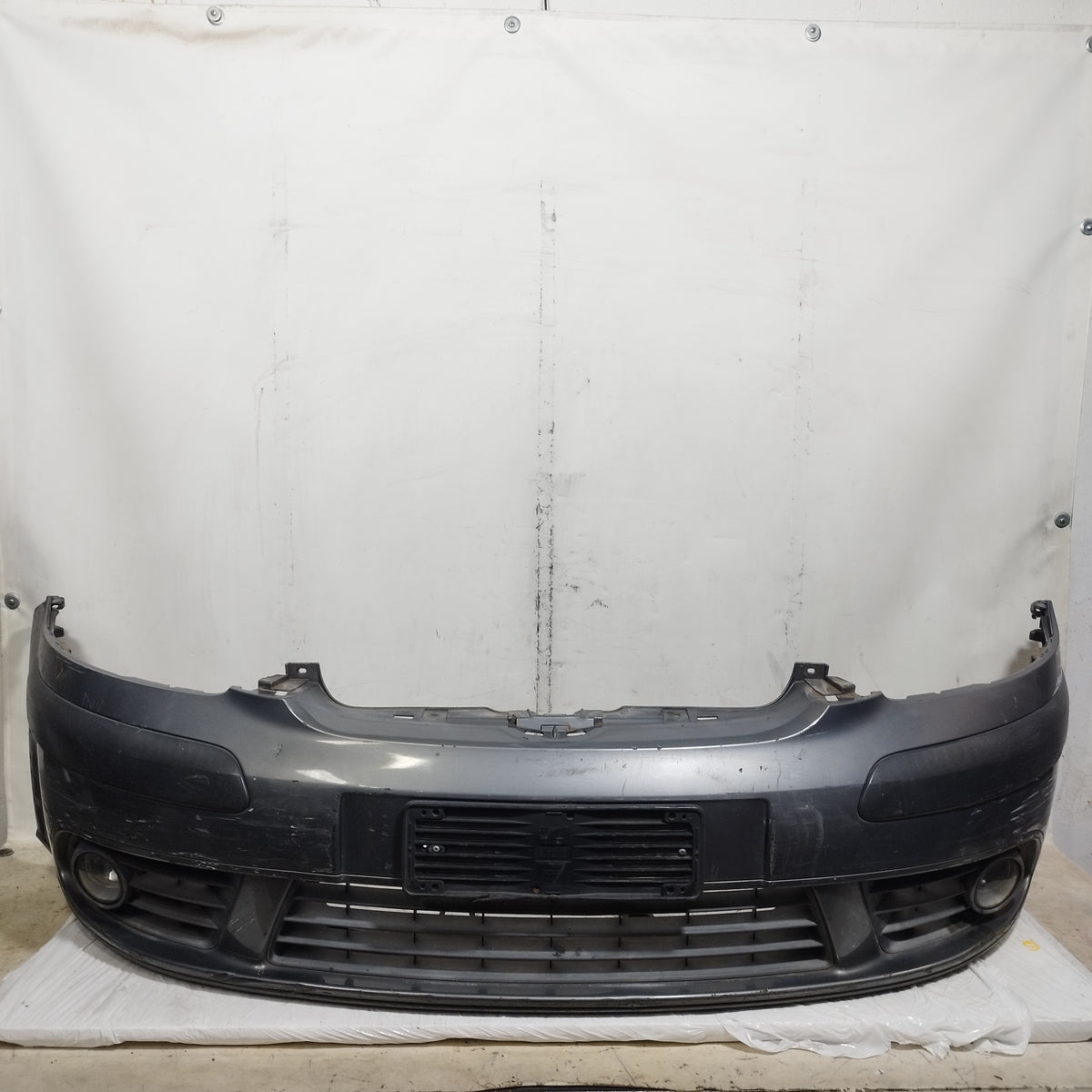 Paraurti anteriore grigio scuro Volkswagen Golf Plus 2005-2009 cod: 5M0807221 ecoAC16614