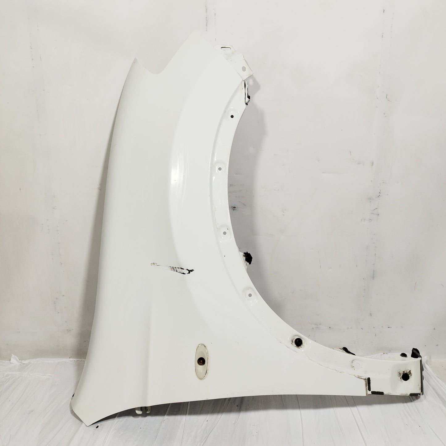 Parafango anteriore dx bianco Nissan Qashqai 2012 ecoAC14552