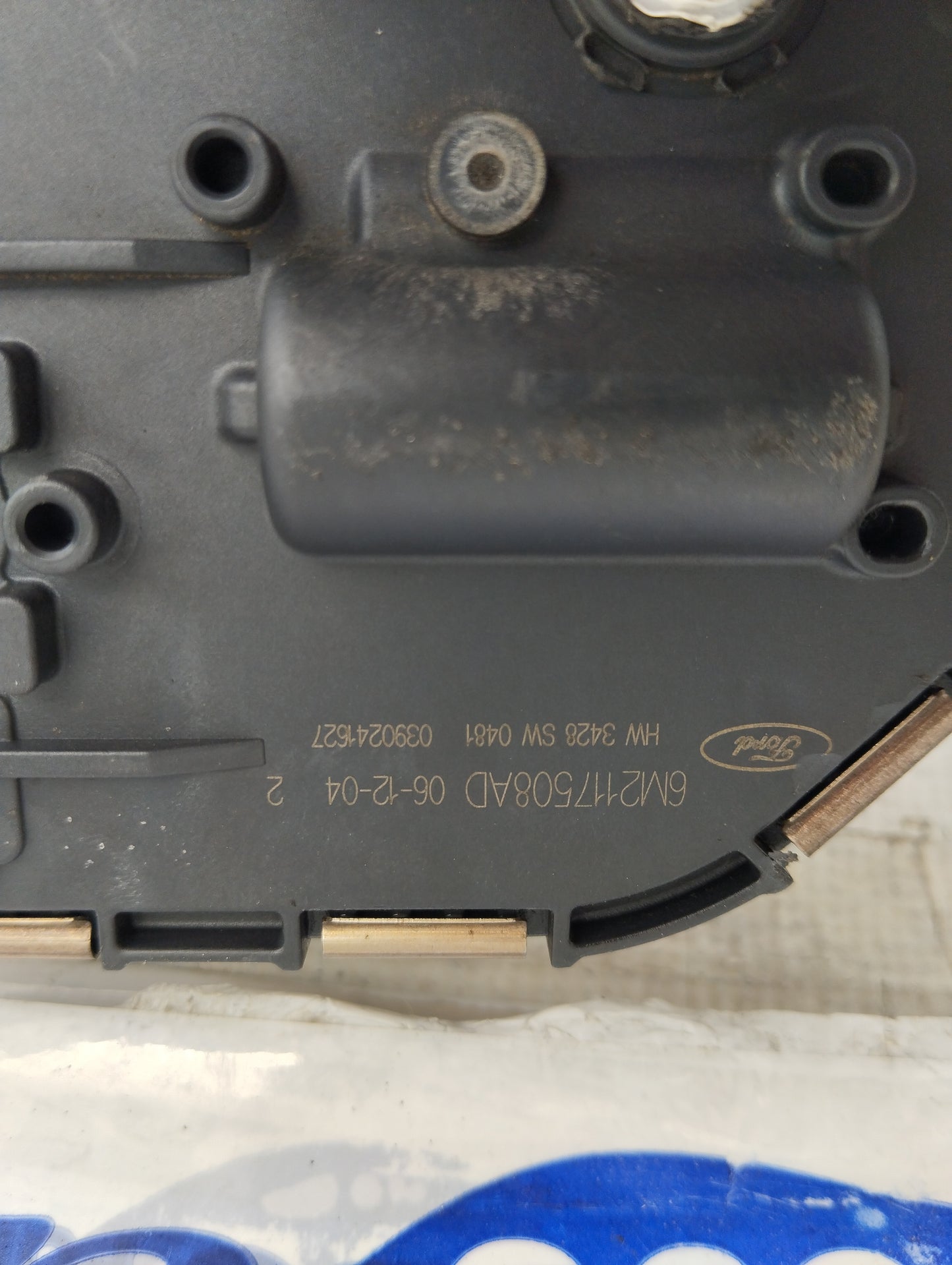 Front left windshield wiper motor Ford S-Max 2007 code: 6M2117508AD ecoAG5331