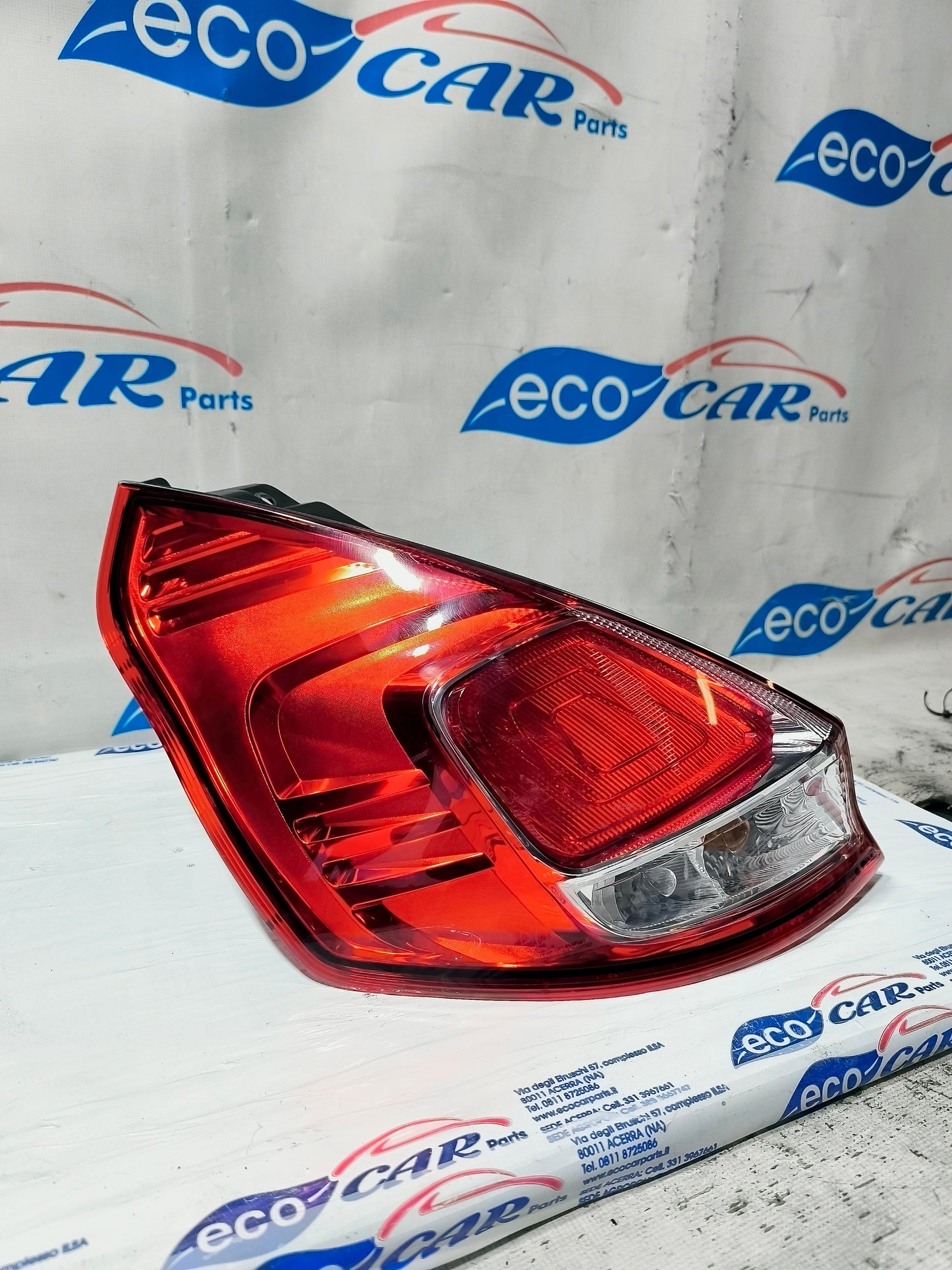 Linke Rückleuchte Ford Fiesta Baujahr 2014 ecoAG6304