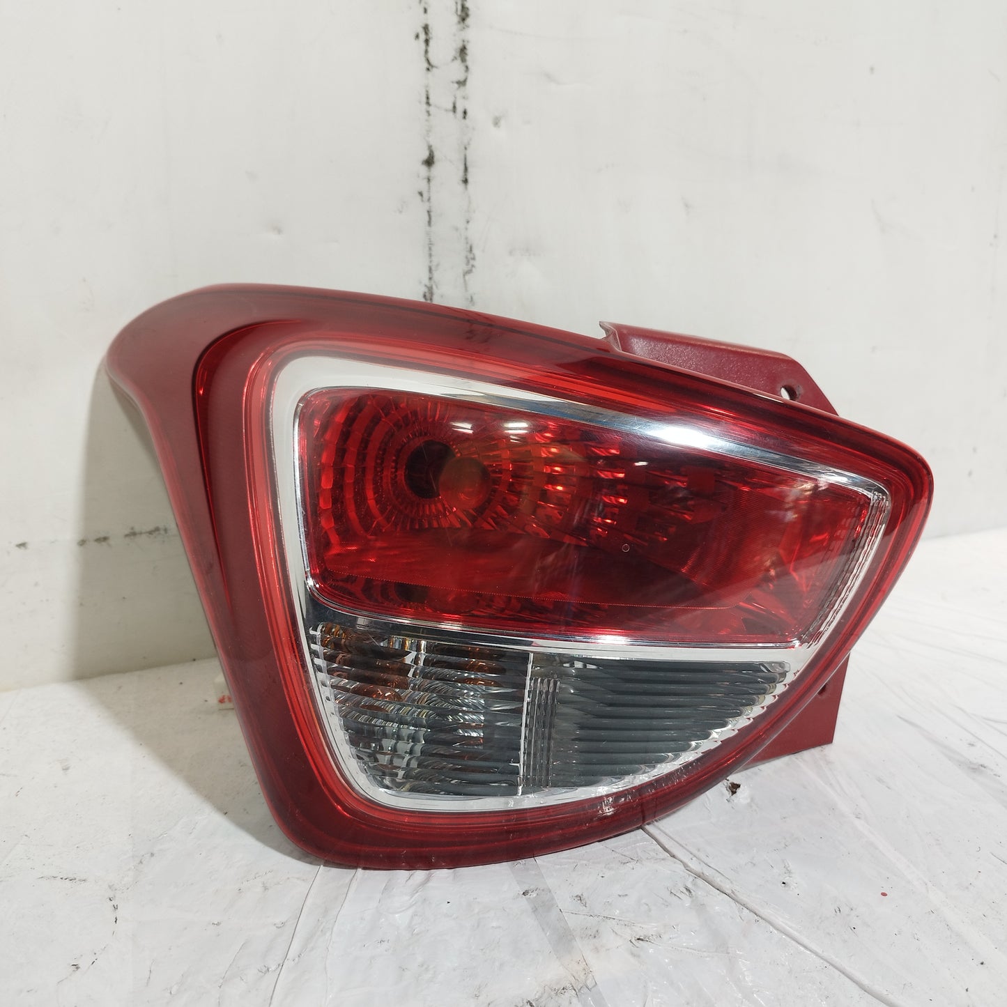 Fanale posteriore sx Hyundai I10 2013-2016 cod: 92401-B9000 ecoAC16008