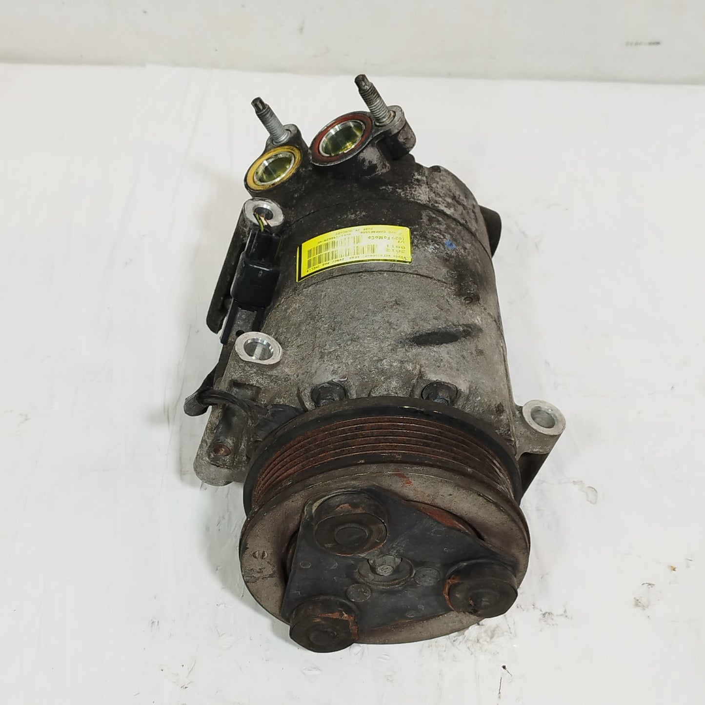 Compressore a / c Ford Kuga 2.0 TDCI 2008-2012 cod: AV41-19D629-AE ecoAC15520