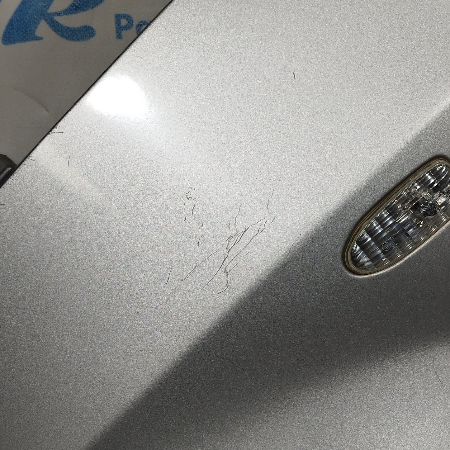 Parafango anteriore sx grigio argento DR1 2010 ecoAC9159