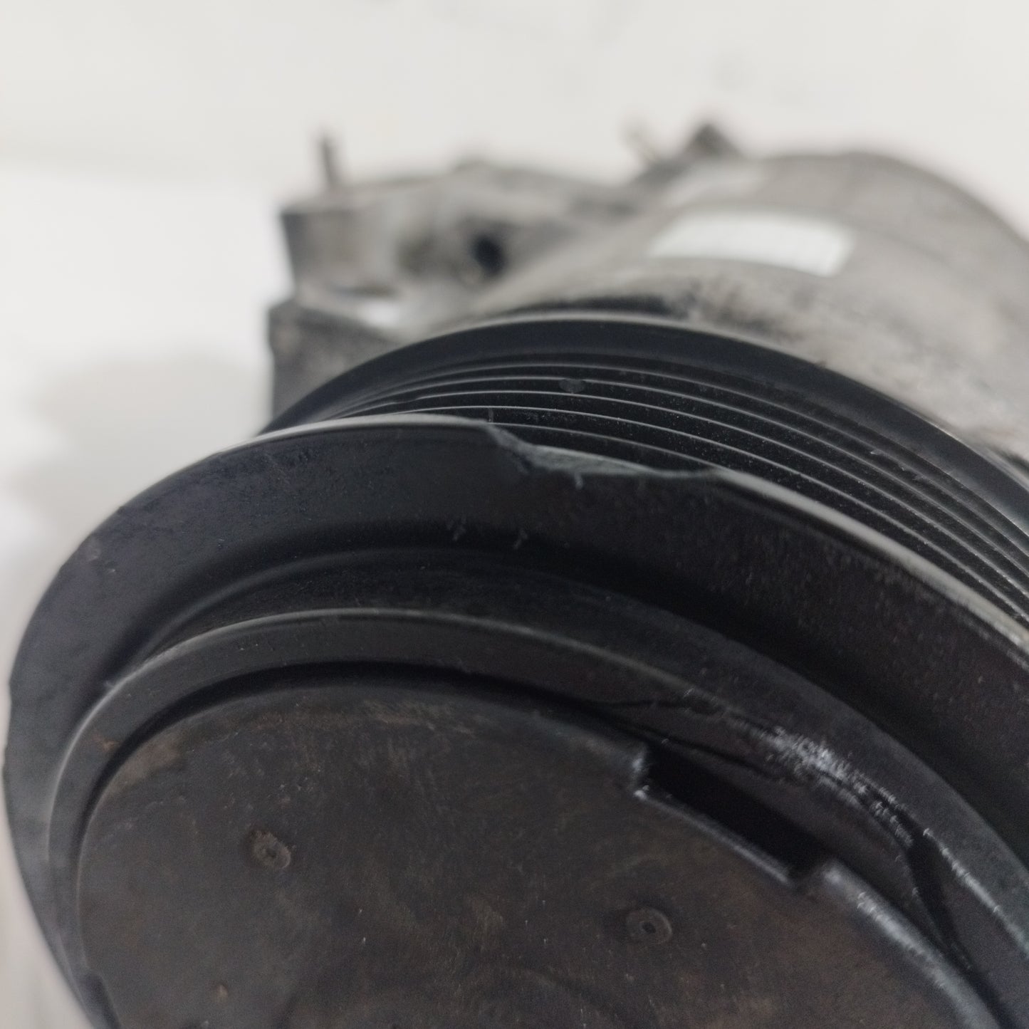 Compressore a / c Volkswagen Polo (9N) 1.4 B 2001-2014 2 pin cod: 6q0820808f ecoAC15508