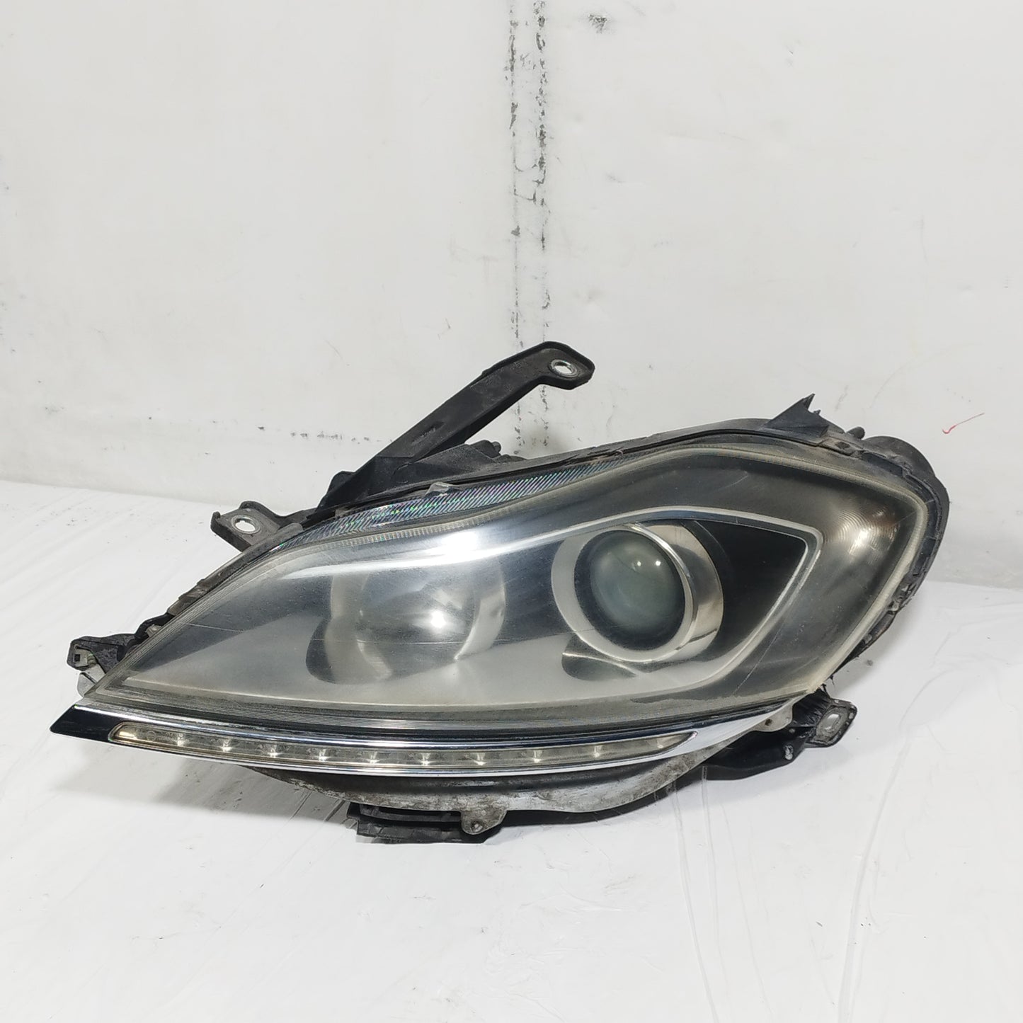 Fanale anteriore sx Lancia delta (844) III serie  2008-2014 cod: 51824830 ecoAC15012