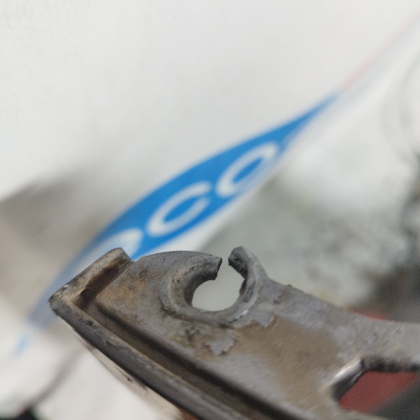 Renault Clio 2010 ecoAC10232 Graue Heckstoßstange