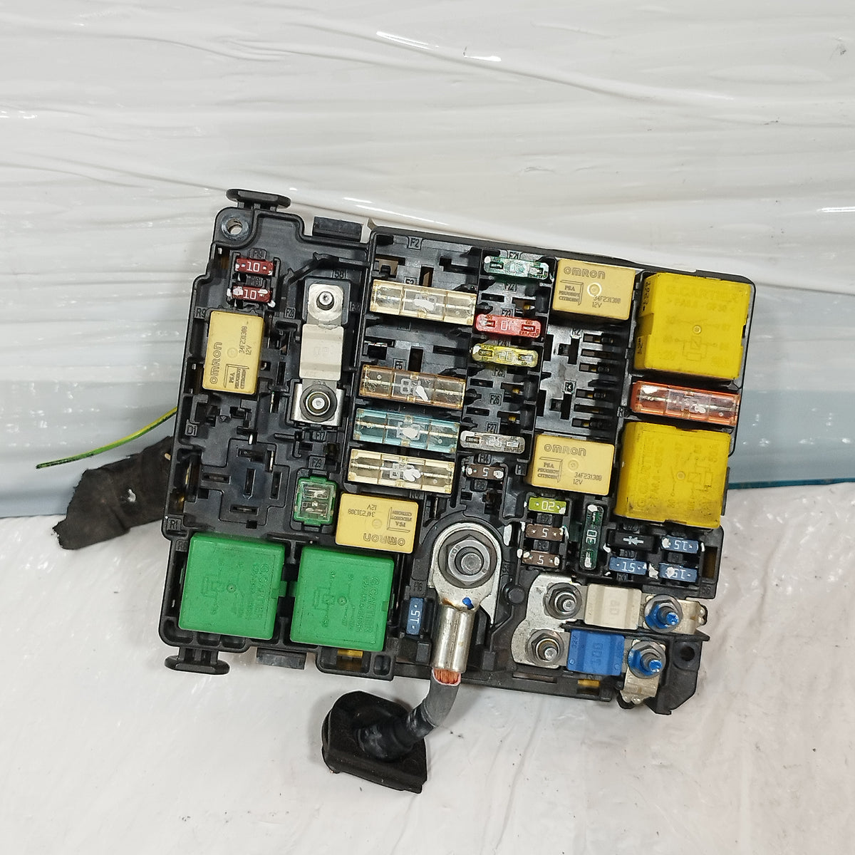 Centralina porta fusibili L2 Peugeot 208 2012-2019 cod: 9804848580 ecoAC16879