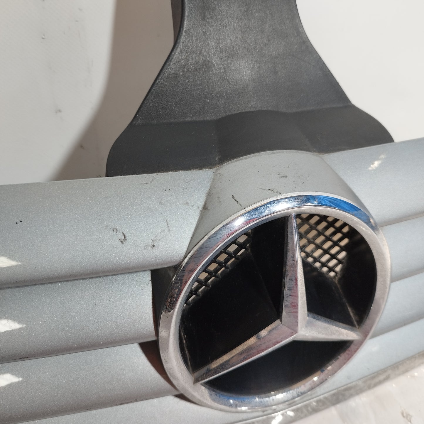 Mascherina centrale Mercedes Classe C Sport Coupè cod: A2038800383 2002 ecoAC12959