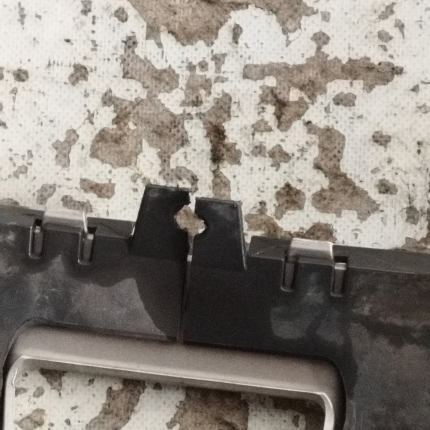 Paraurti anteriore grigio perlato Ford Kuga 2009 ecoAC10826