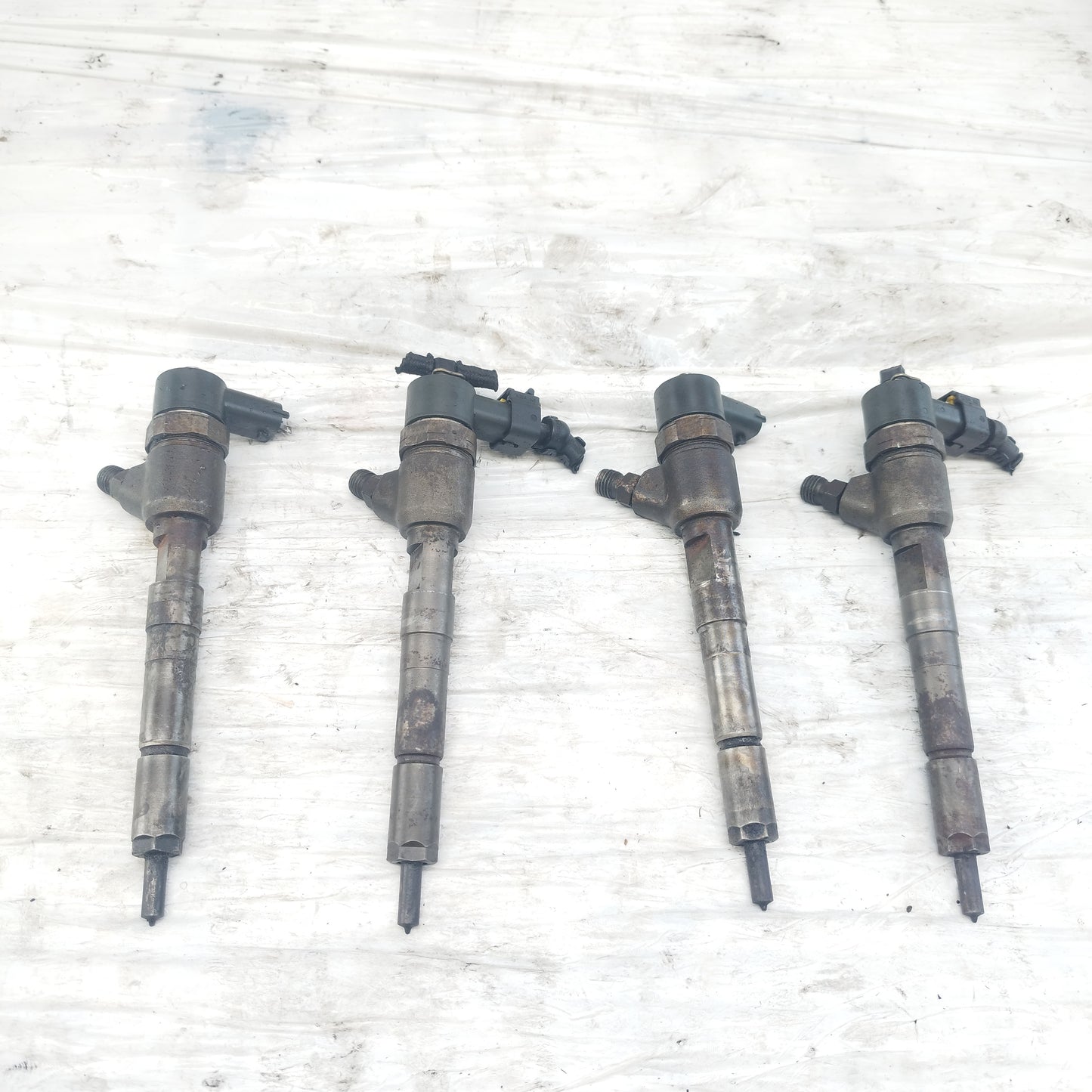 Iniettori Fiat Punto 1.3 MTJ 70CV 2003-2010 BOSCH cod: 0445110083 ecoAC16026