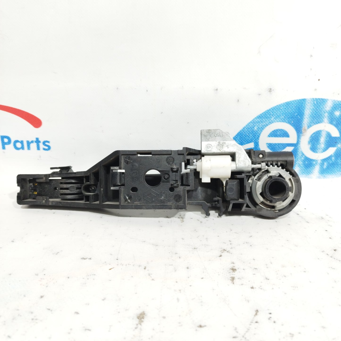 Front right external handle Renault Clio 2008 Code: 226524 ecoAC8390