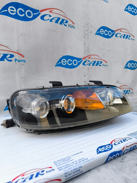 Fanale anteriore dx Fiat Punto 188 2001 modello con faretto ecoAG6076
