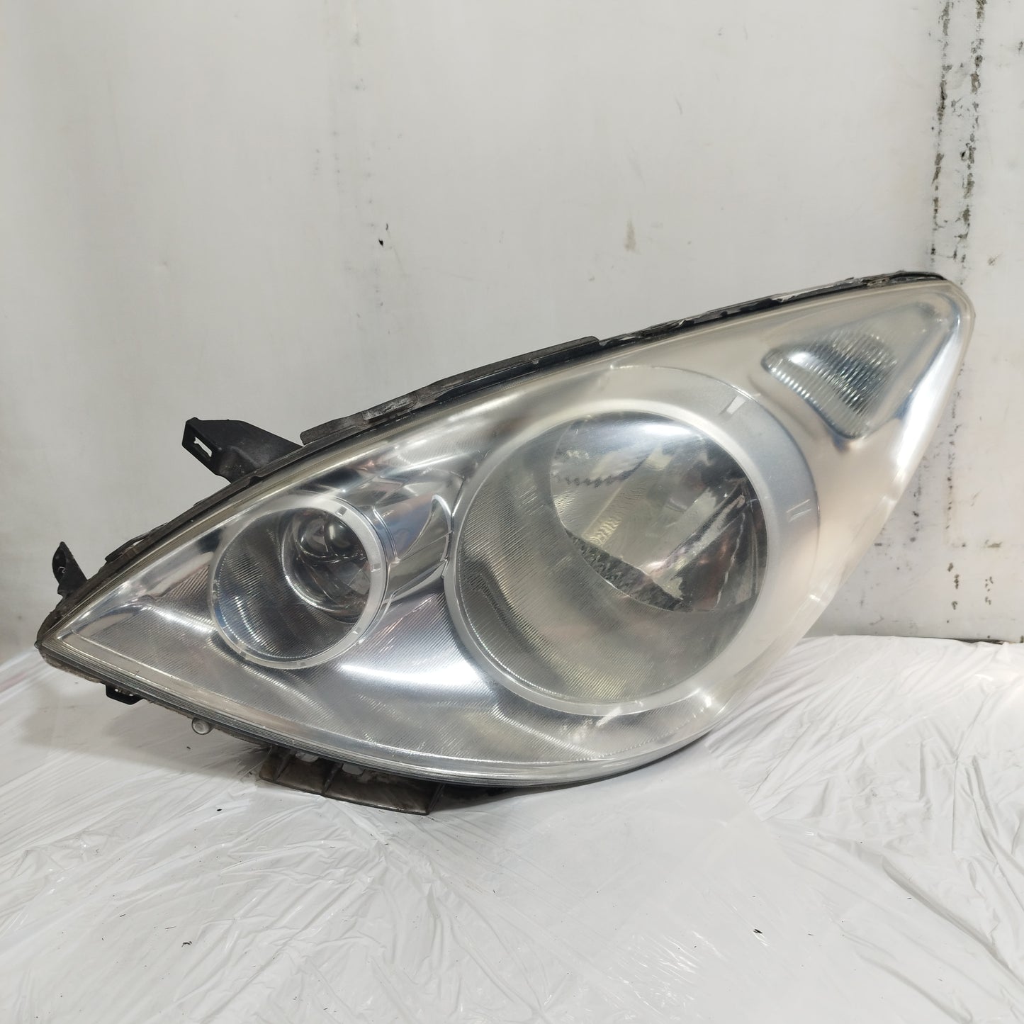 Fanale anteriore sx Nissan Note 2010 cod: 26060BH10B ecoAC15923