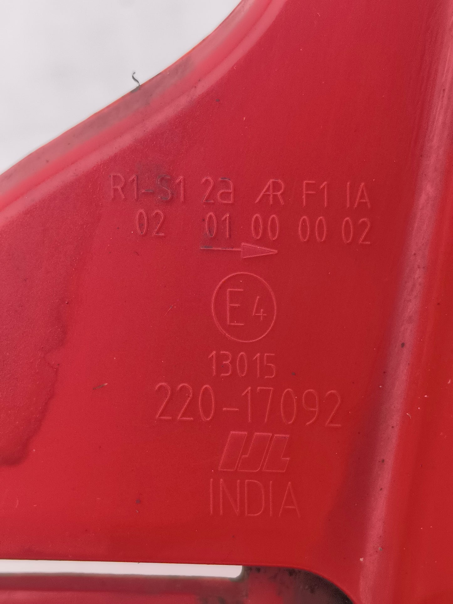 Nissan Pixo 2009 rechte Rückleuchte ecoAG7649