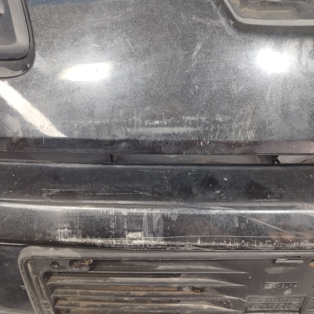 Paraurti anteriore nero Renault Modus 2008-2013 ecoAC17298