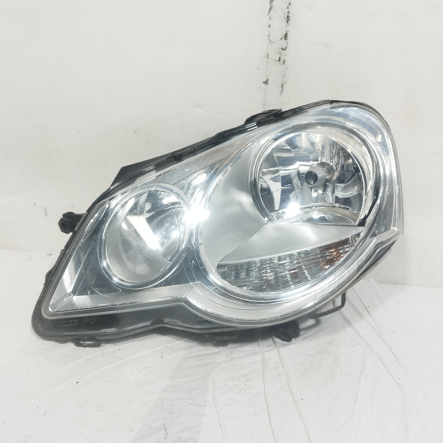 Fanale anteriore sx Volkswagen Polo 2008 cod: 89311999 ecoAC15133