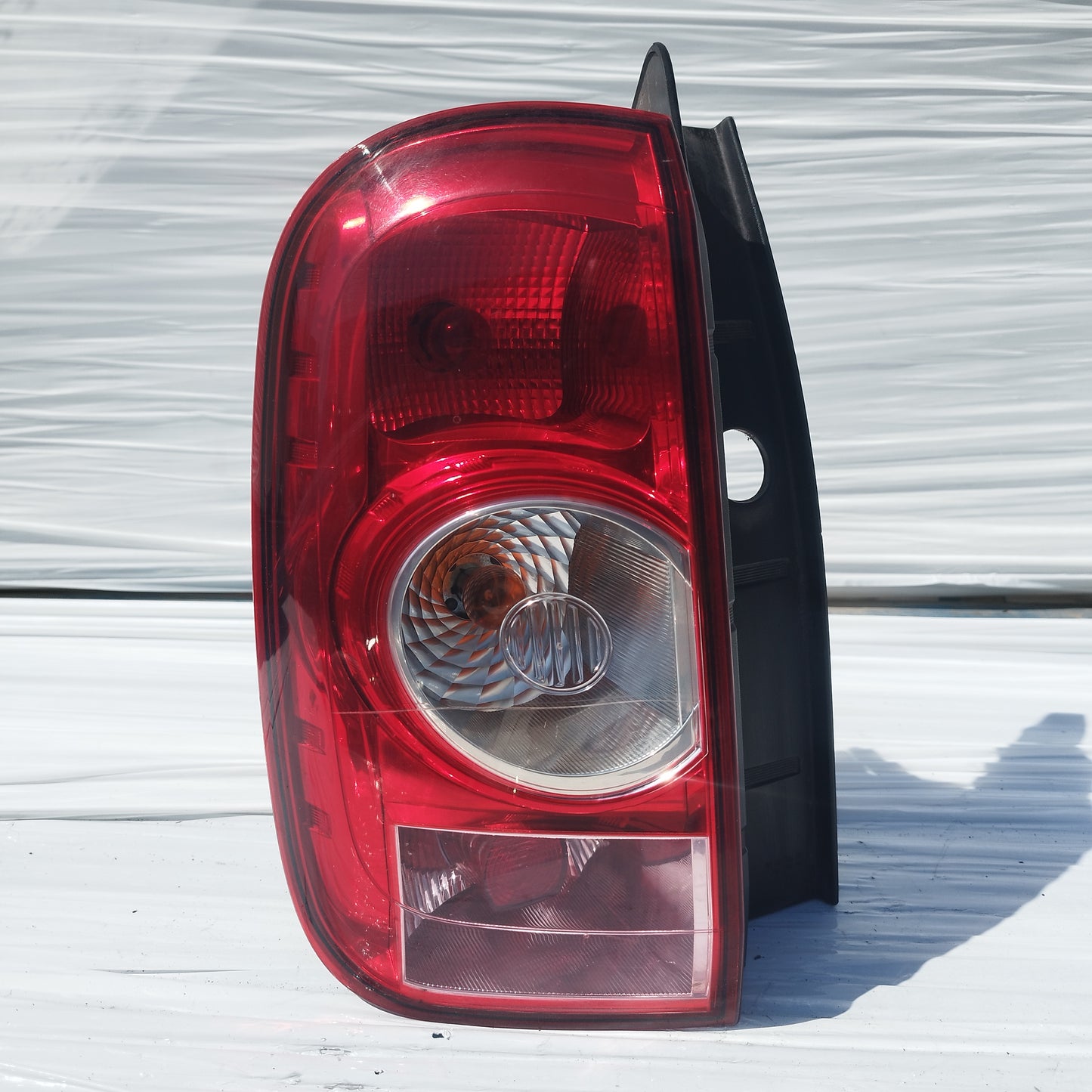 Fanale posteriore sx Dacia Duster 2010 cod: 265550035A ecoDM050