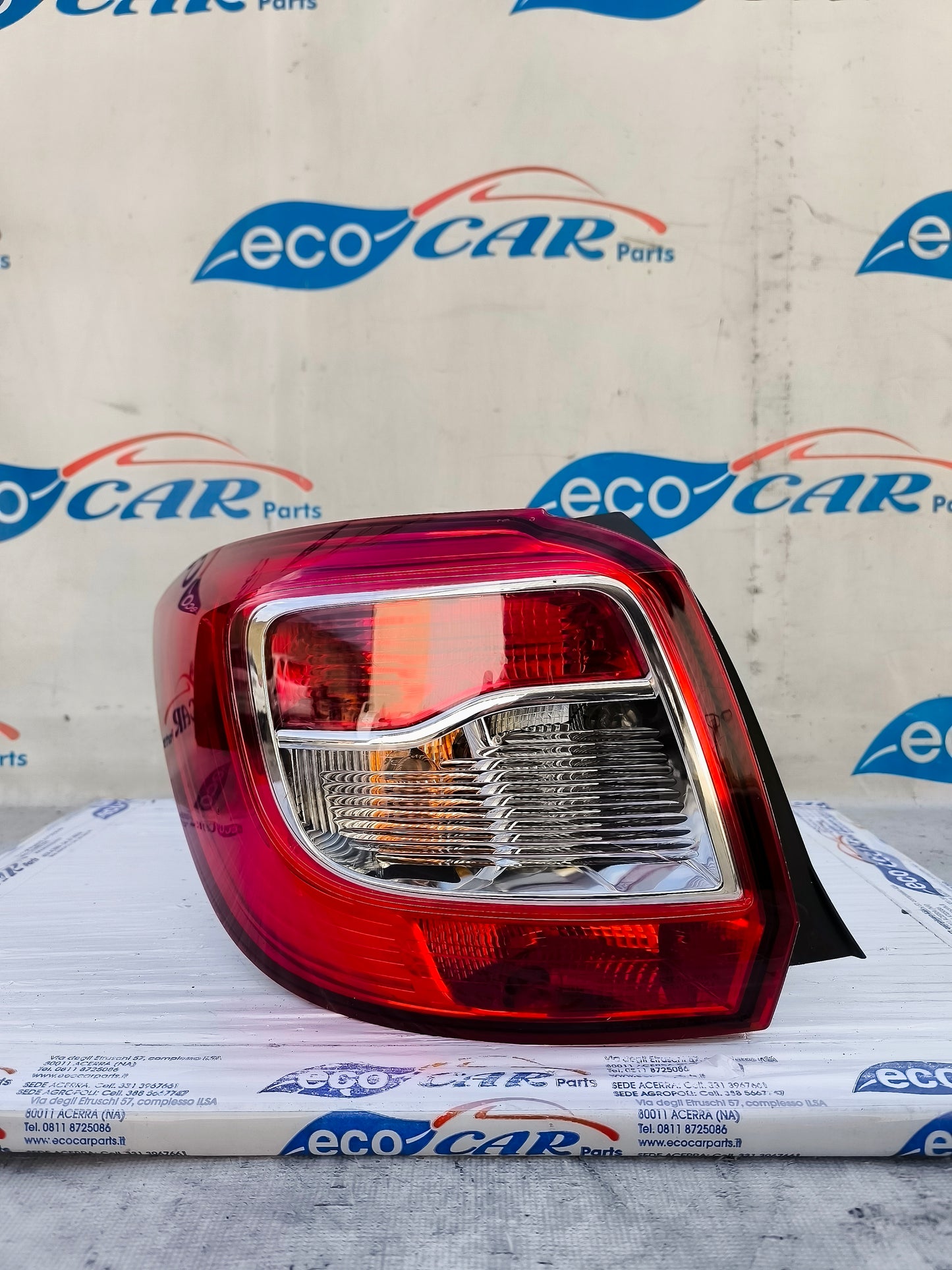 Dacia Sandero 2015 ecoAG6131 left rear light