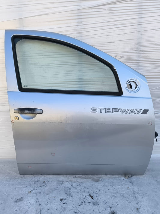 Sportello anteriore dx grigio atgento Dacia Sandero I (BS) anno 2008-2012 ecoAG8071