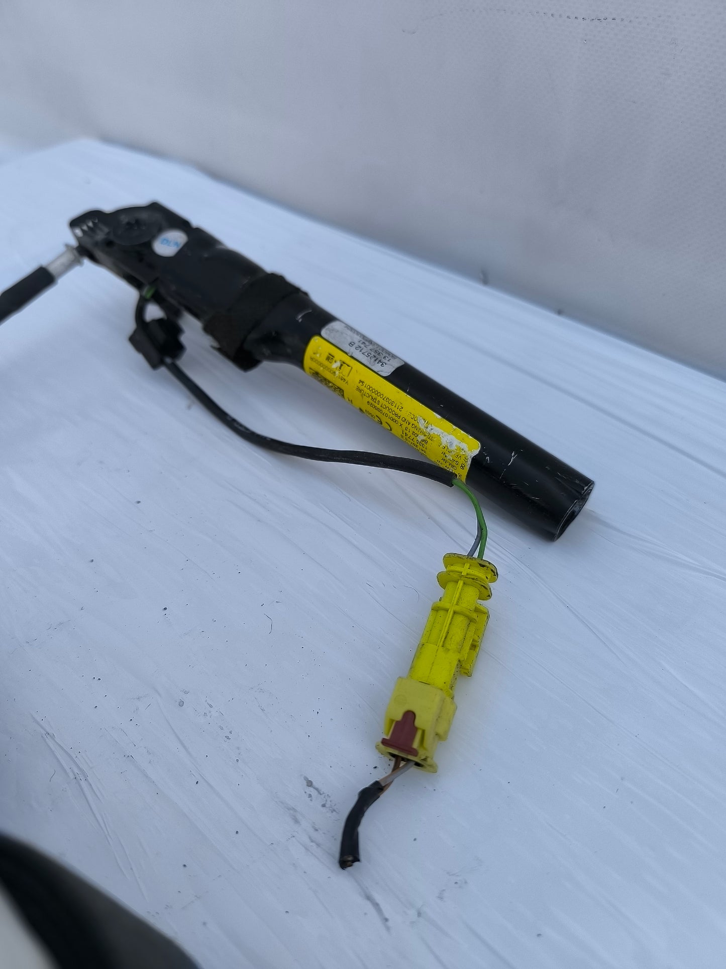 Front right seat belt Opel Adam year 2013 Cod. 34128848a ecoAG7133