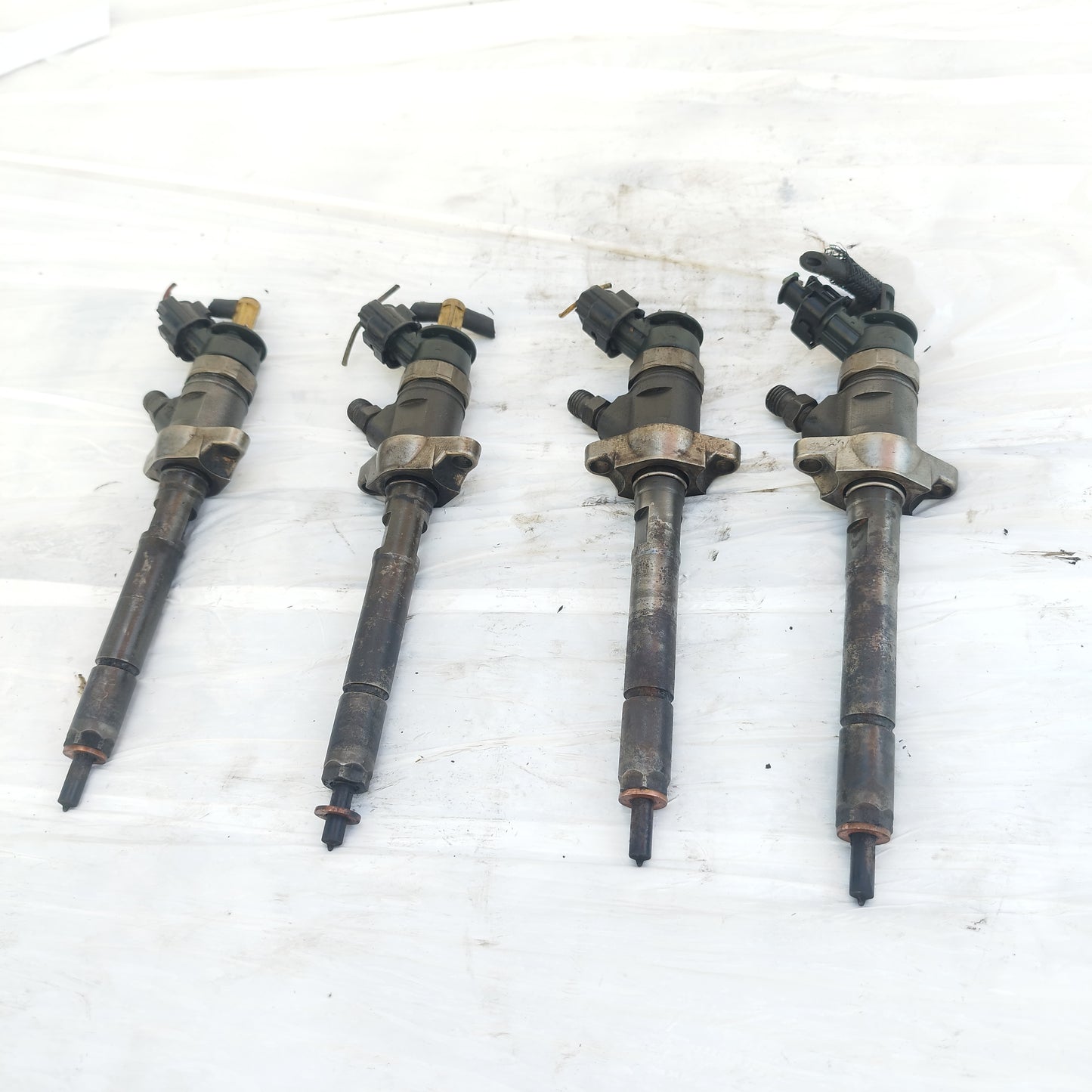Iniettori Peugeot / Citroen 1.6 HDI 2008 cod: 0445110297 ecoAC16008