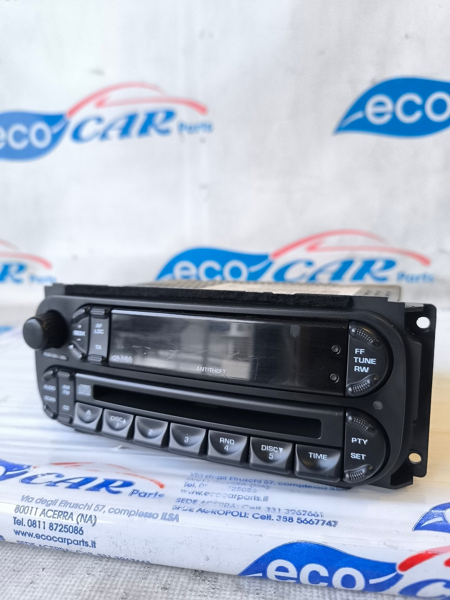 Chrysler Voyager 2005 ecoAG6107 Autoradio