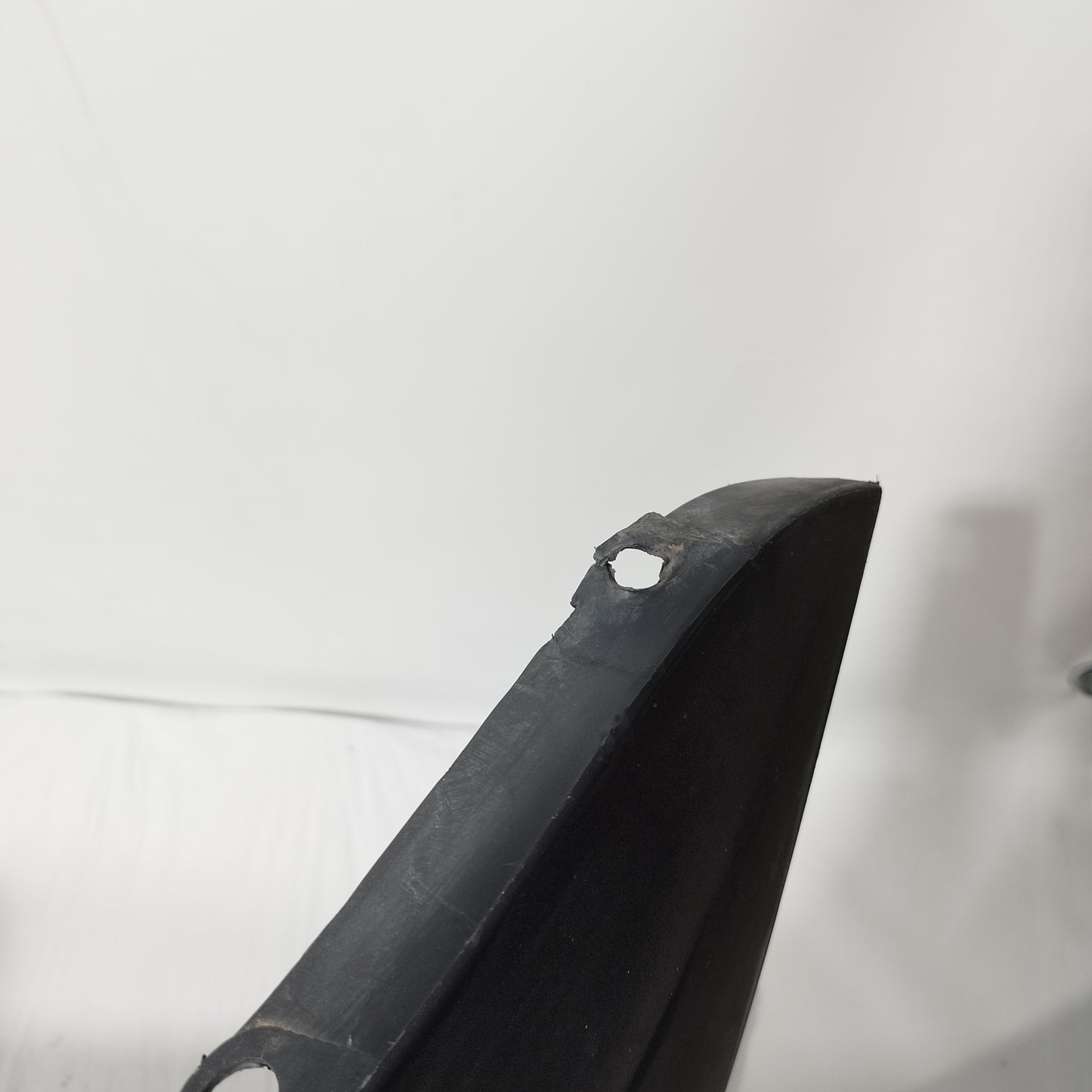 Paraurti anteriore nero plastica Fiat 600 2003 ecoAC11952