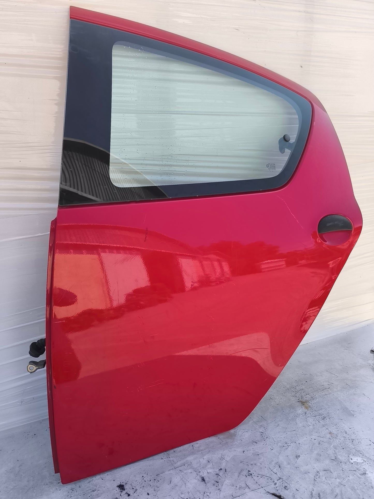 Sportello posteriore sx rosso Toyota Aygo (AB10) 2005-2014 ecoAG7955