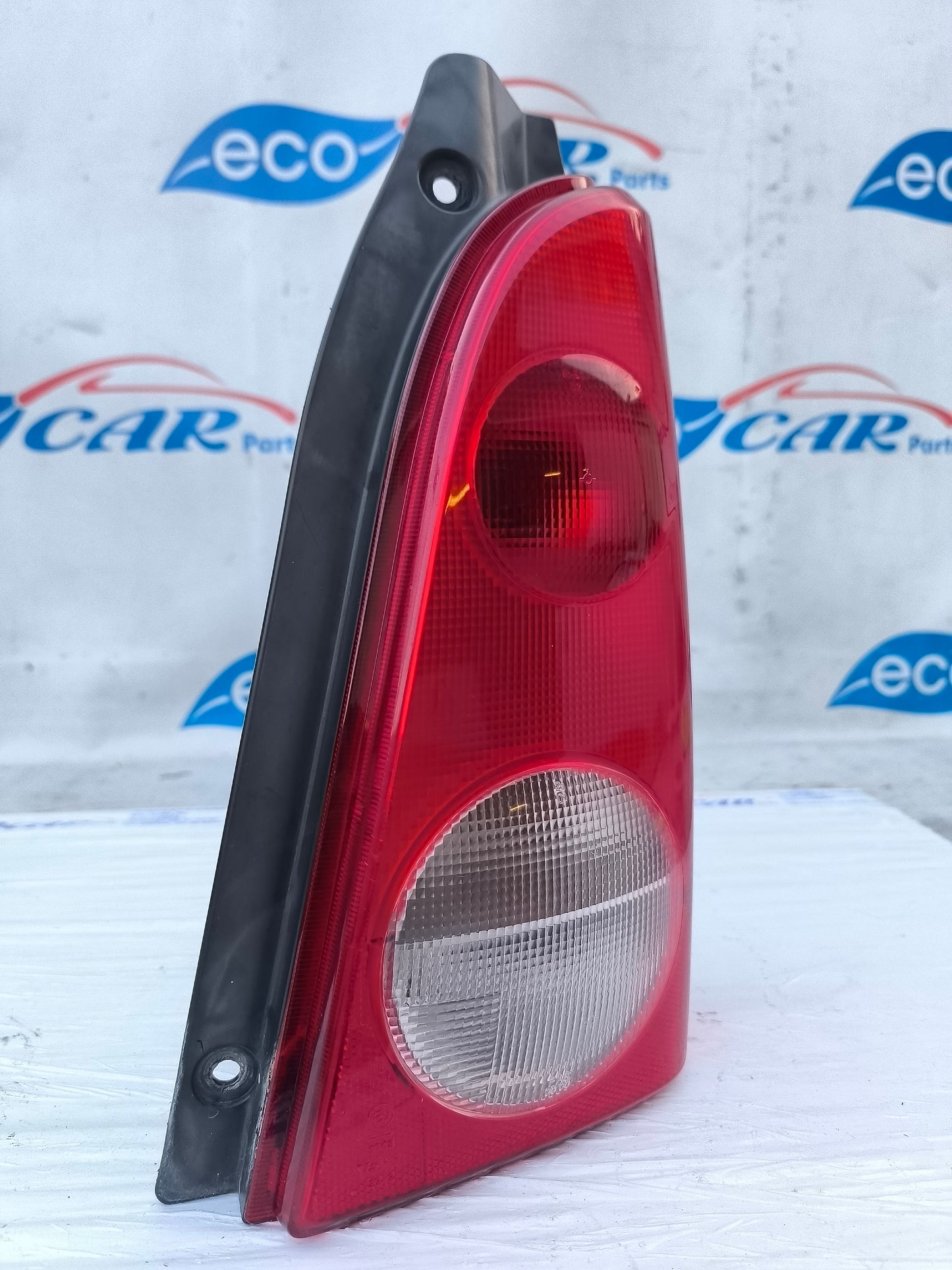 Fanale posteriore dx Opel Agila 2001 ecoAG5816