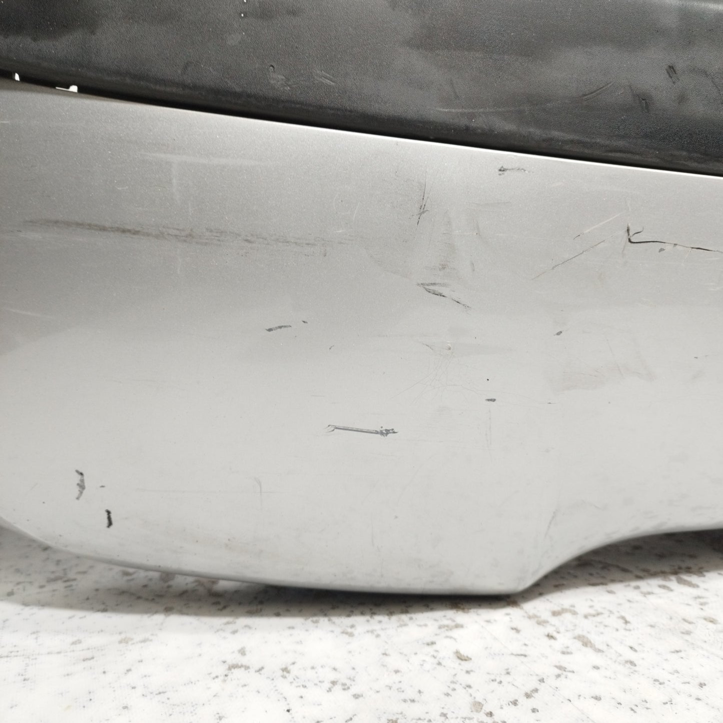 Heckstoßstange silbergrau Lancia Musa 2005 ecoAC10444