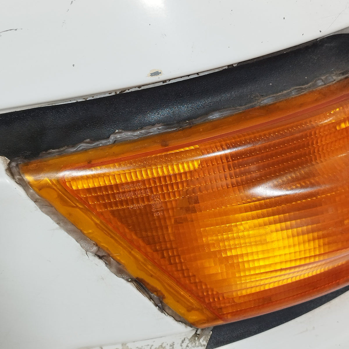 Parafango anteriore dx bianco Iveco Daily C13 III 2000-2006 ecoAC16651