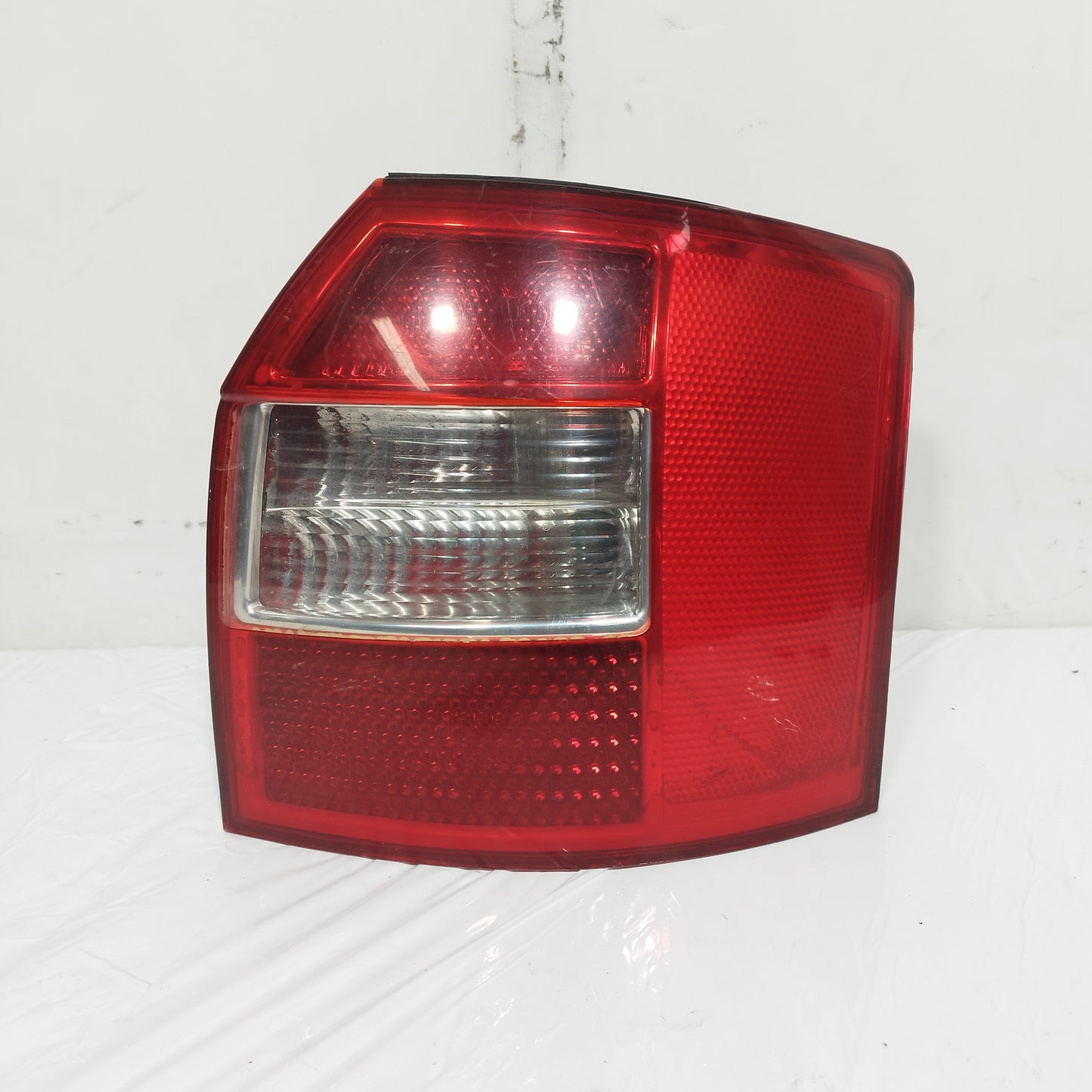 Fanale posteriore dx Audi A4 SW 2003 DEPO cod: 15-441-1971R-B ecoAC14568