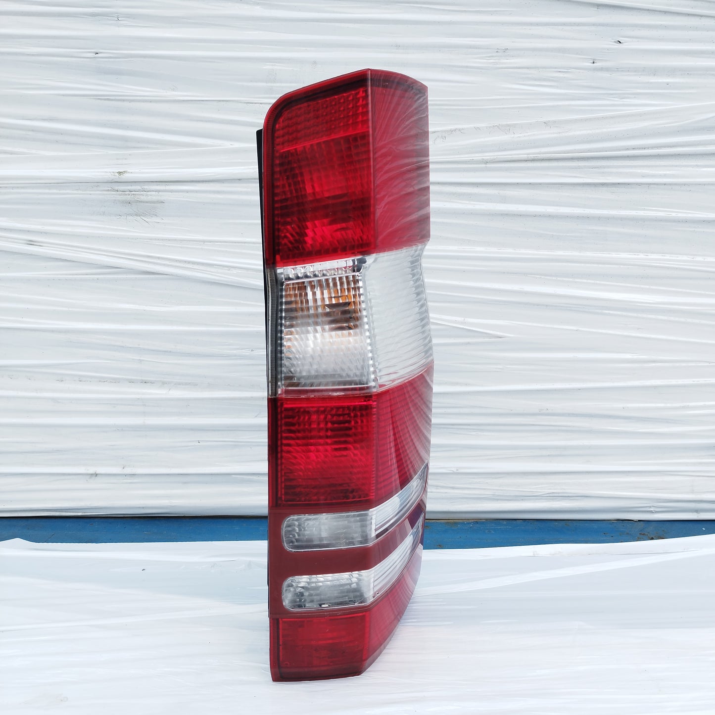 Fanale posteriore dx Mercedes Sprinter 2010 cod: 08-440-193r-B ecoDM195