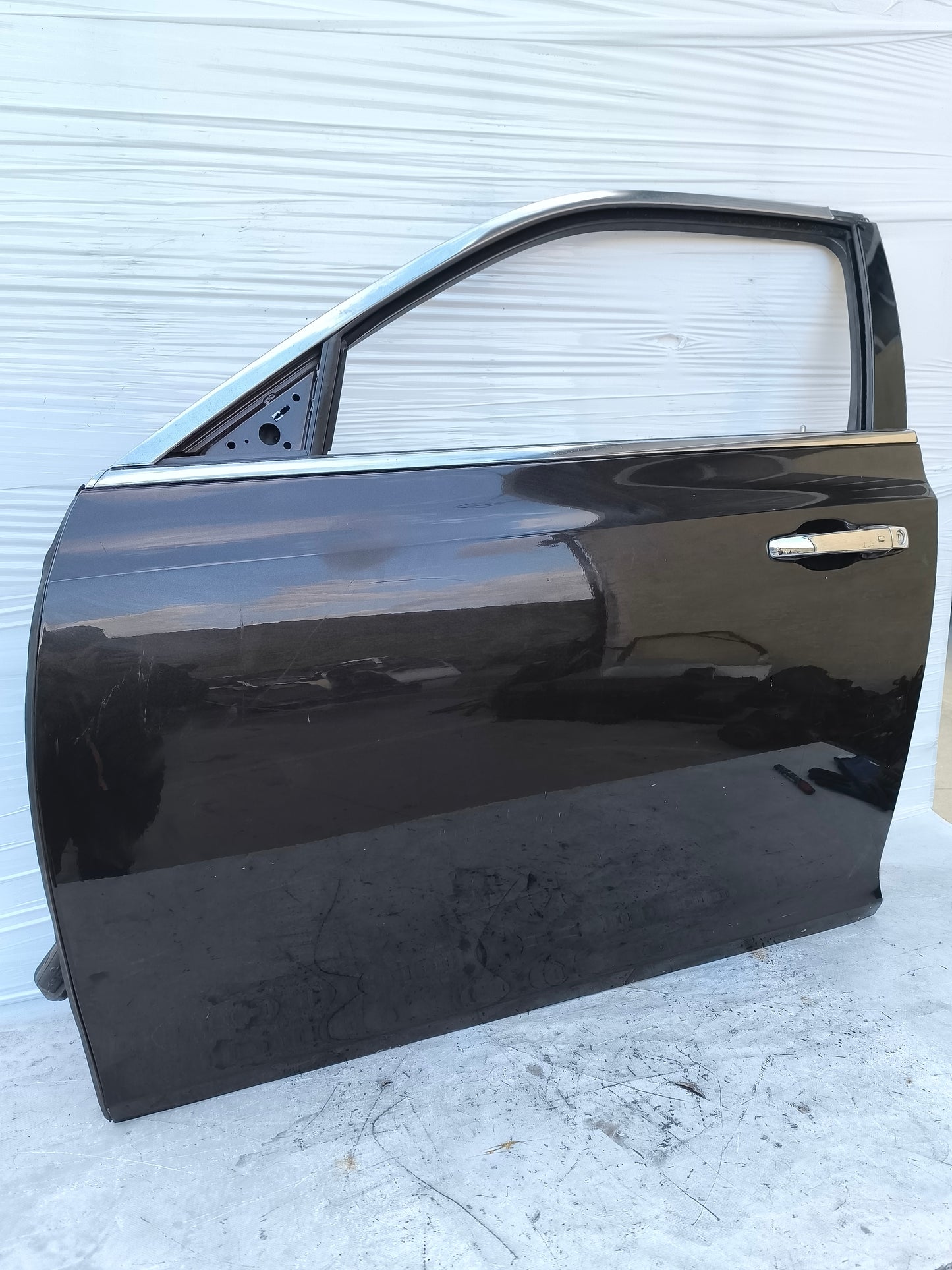 Sportello anteriore sx marrone scuro Lancia Thema (LX) anno 2011-2014 ecoAG8045