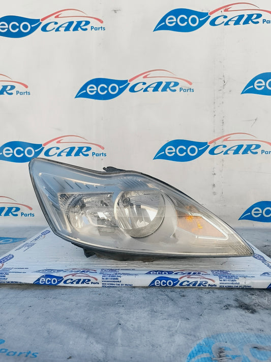 Ford Focus 2009 right front light (grey background) ecoAG6318