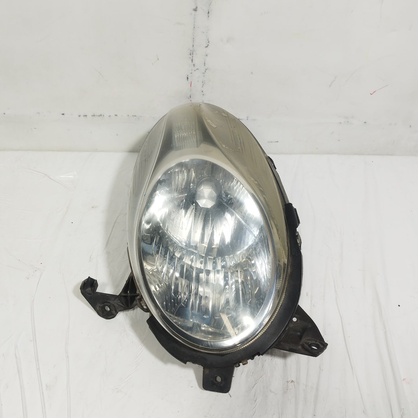 Fanale anteriore dx Nissan Micra K12 2003-2010 cod: 2620BG10B ecoAC14752