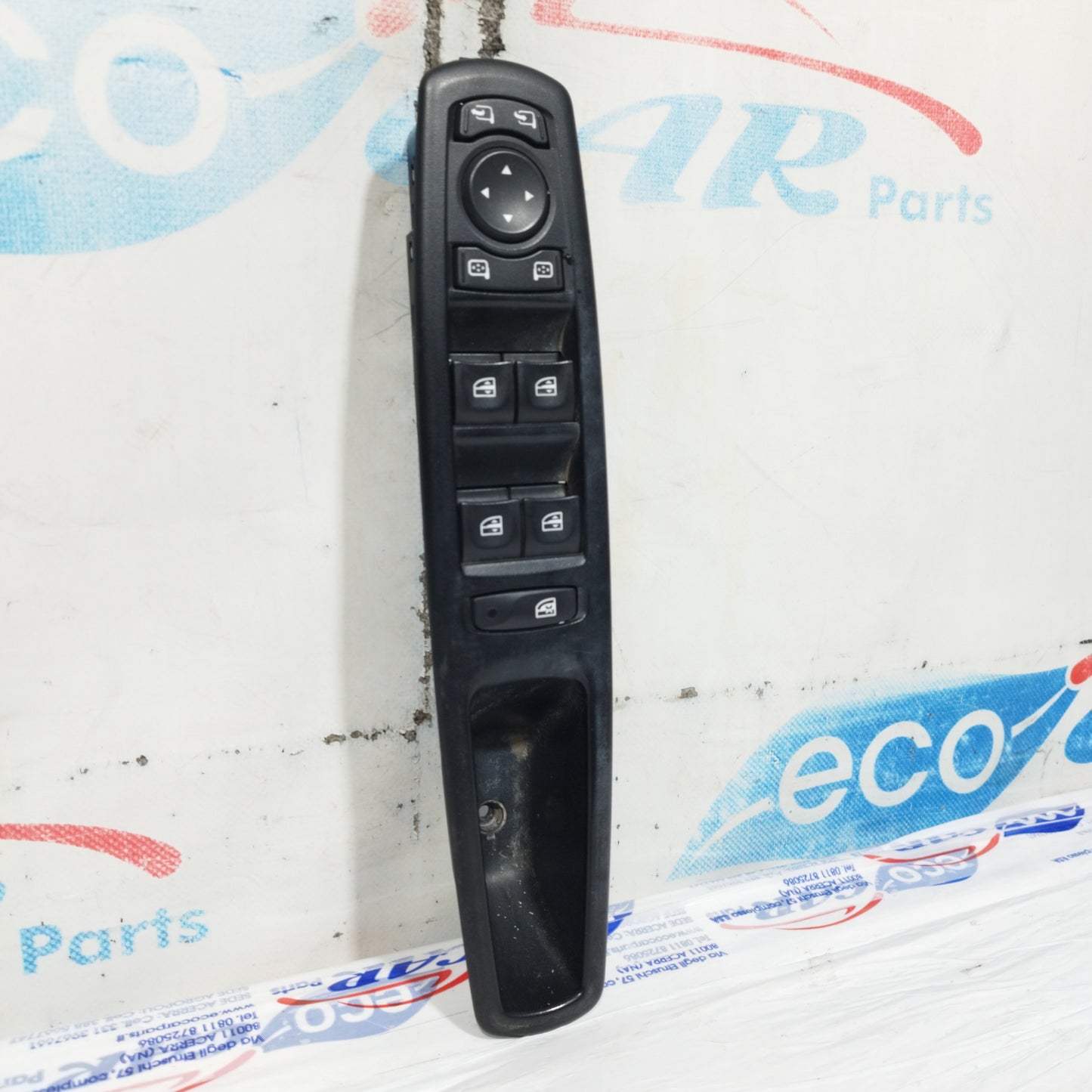 Pulsantiera anteriore sx Renault Megane 2010 Cod: 809610017R ecoAC10841