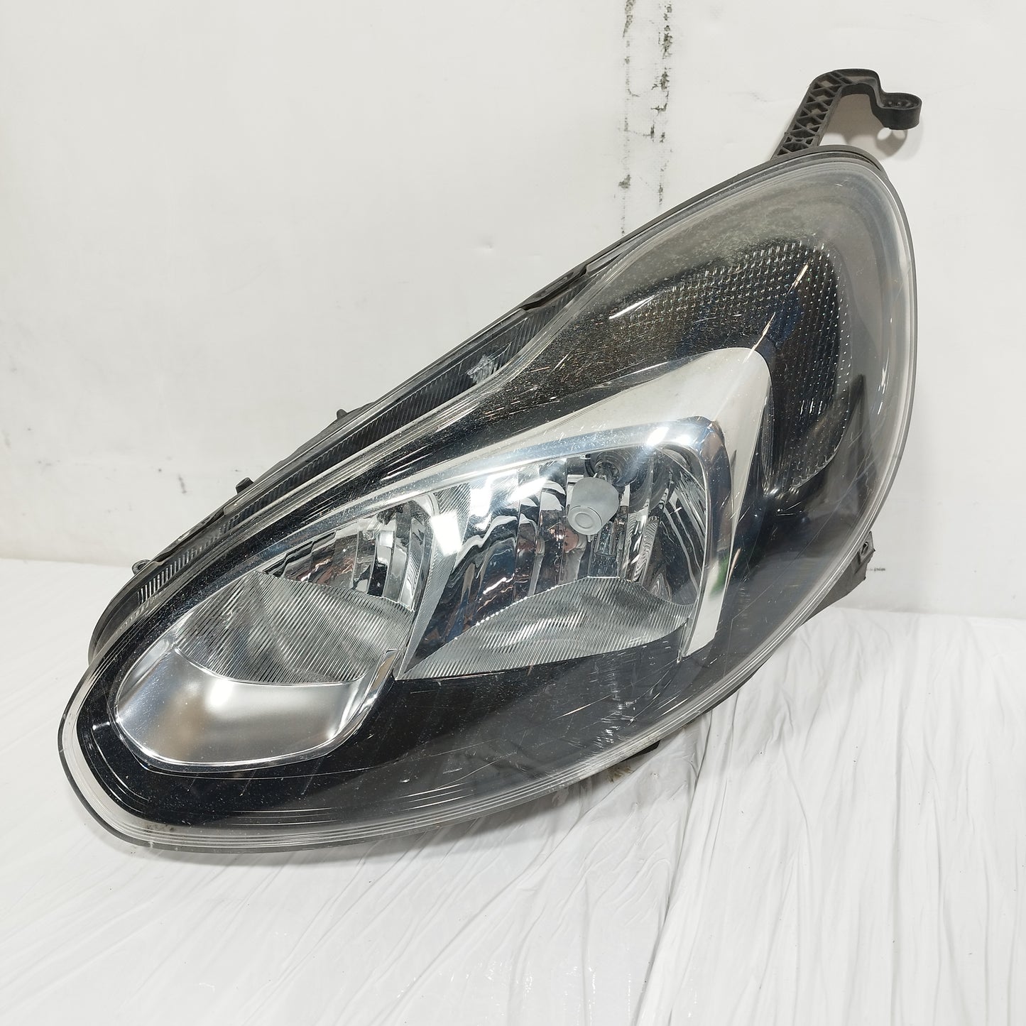 Fanale anteriore sx Opel Adam 2012-2019 cod: 13450305 ecoAC15229