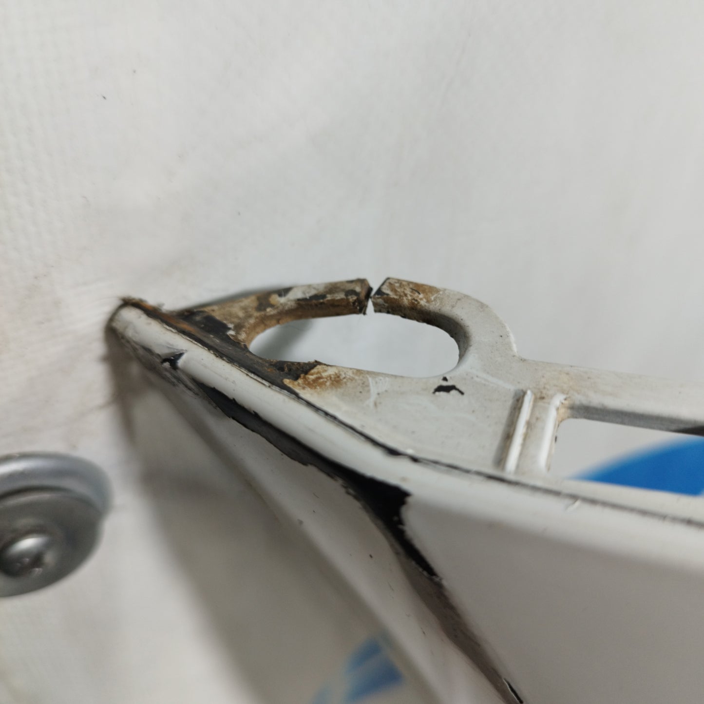 White Front Bumper Fiat Punto Evo 2012 ecoAC10011