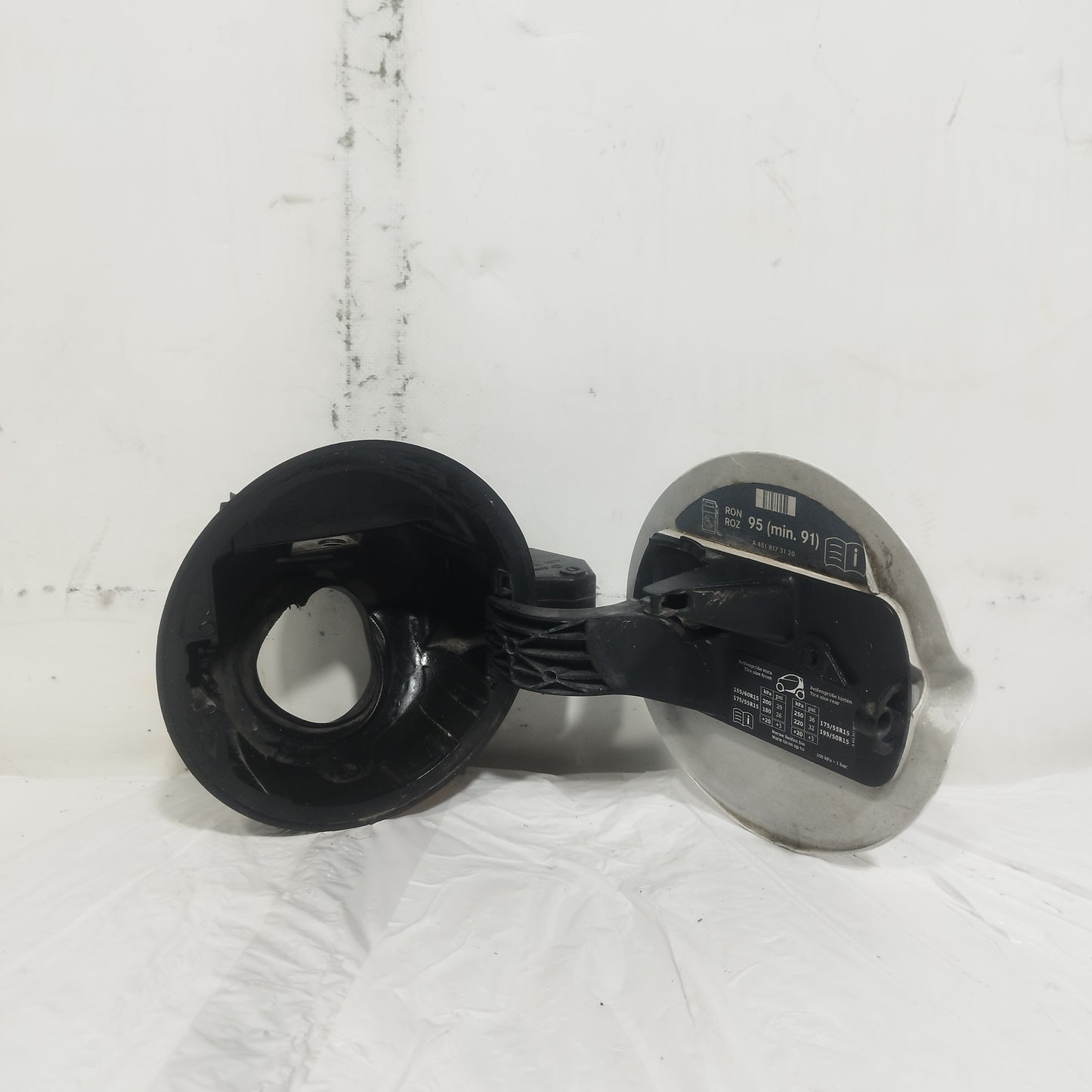 Sportellino carburante Smart fortwo 451 2010 cod: A4517500203 ecoAC14707
