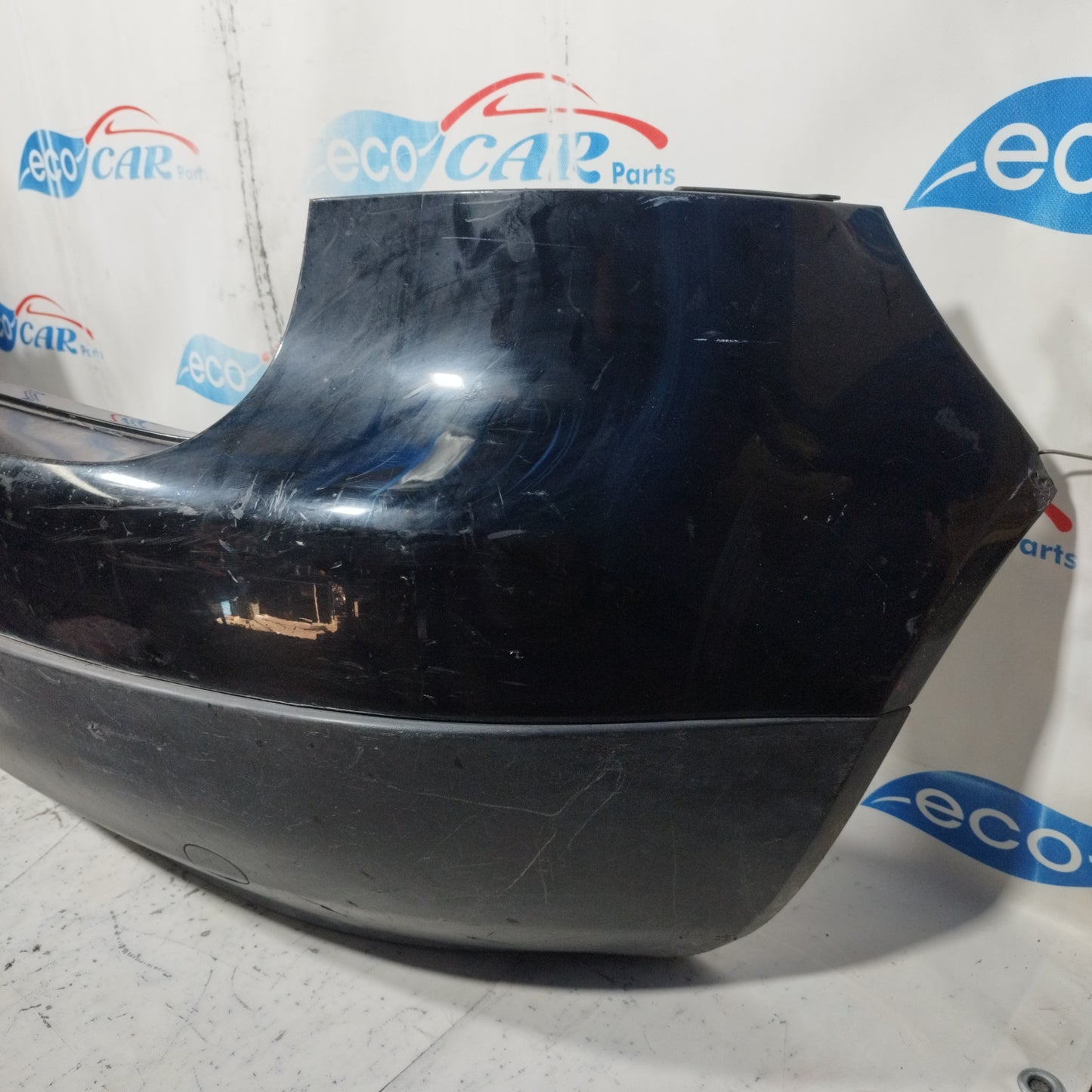 Black Rear Bumper Volkswagen Golf 5 2005 ecoAC9696