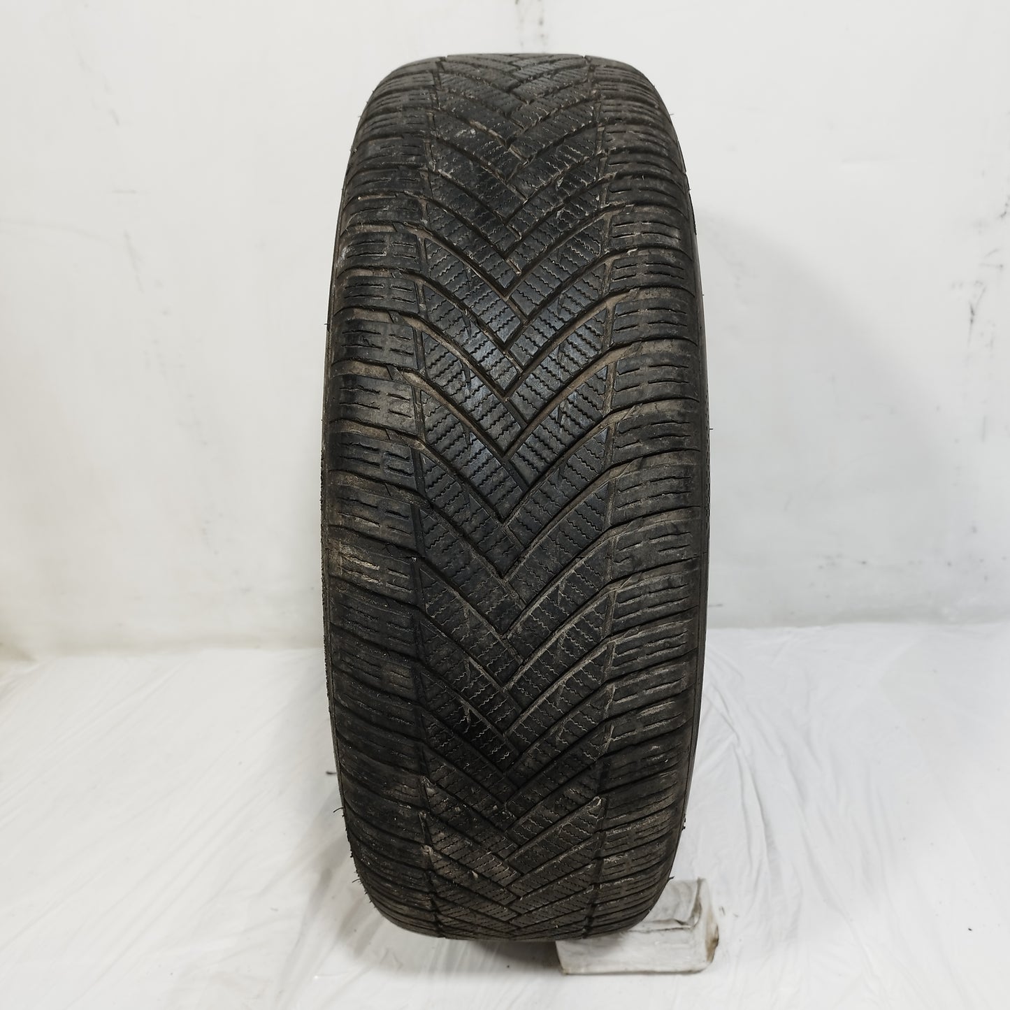 Cerchi in lega con gomme Nissan Qashqai 2012 ecoAC15024